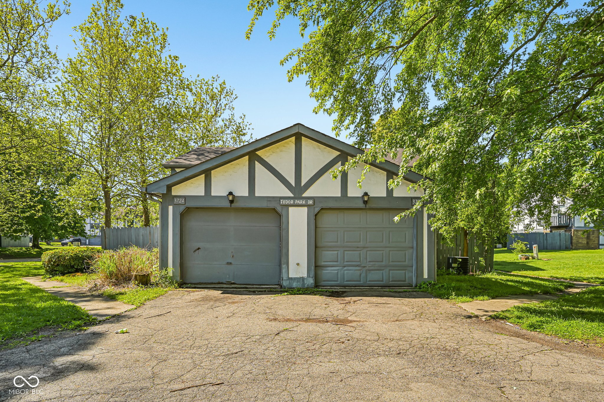 3724 Tudor Park Drive