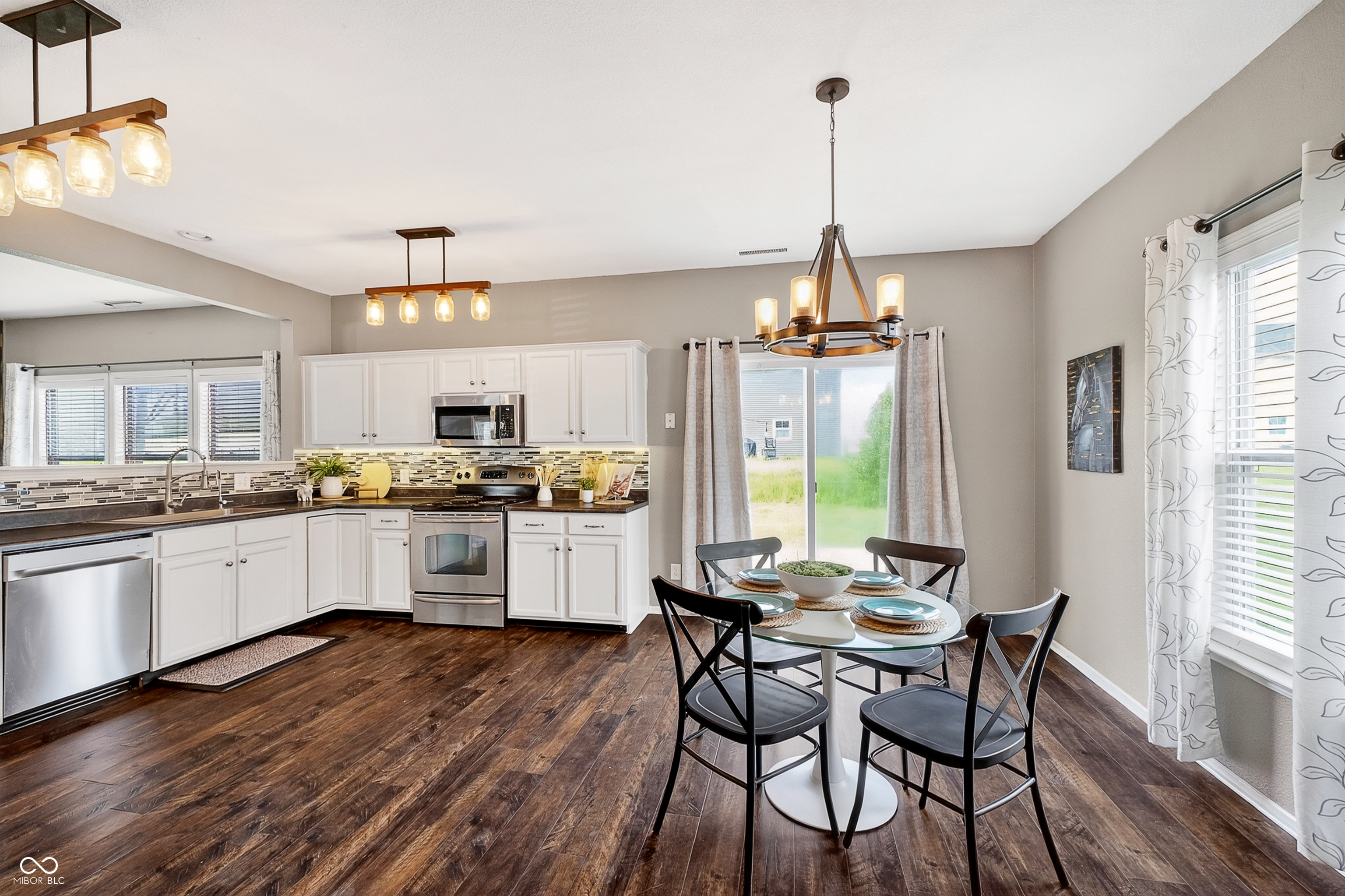 1216 King Maple Drive