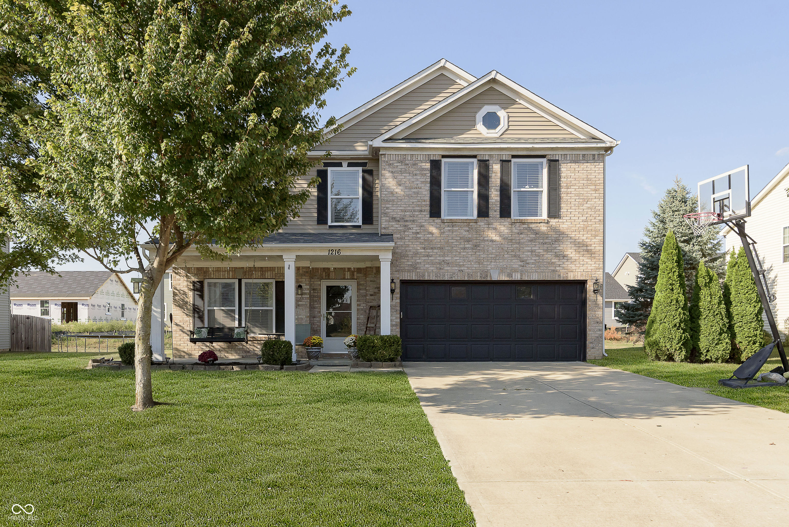 1216 King Maple Drive