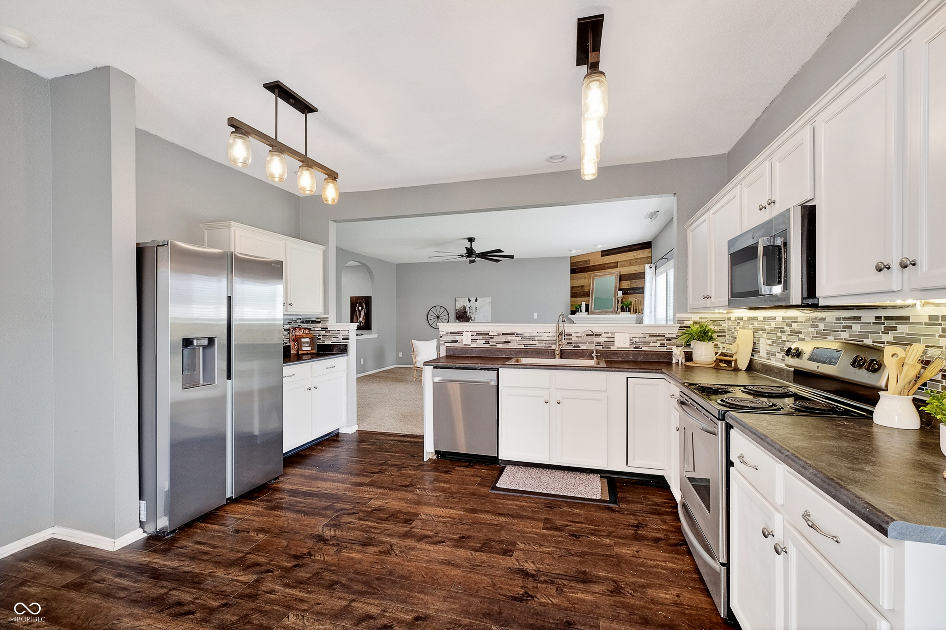 1216 King Maple Drive