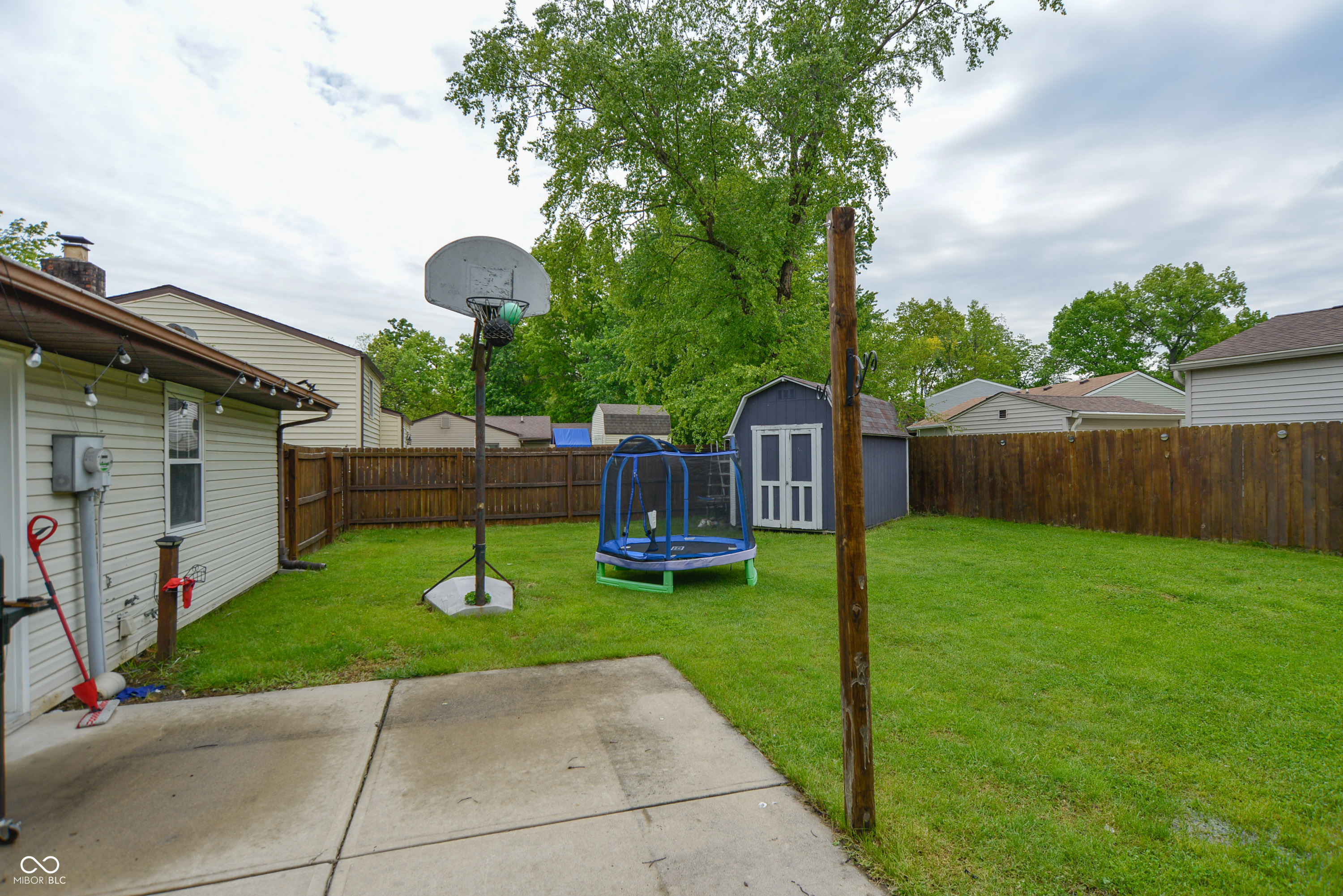5423 Lobo Drive