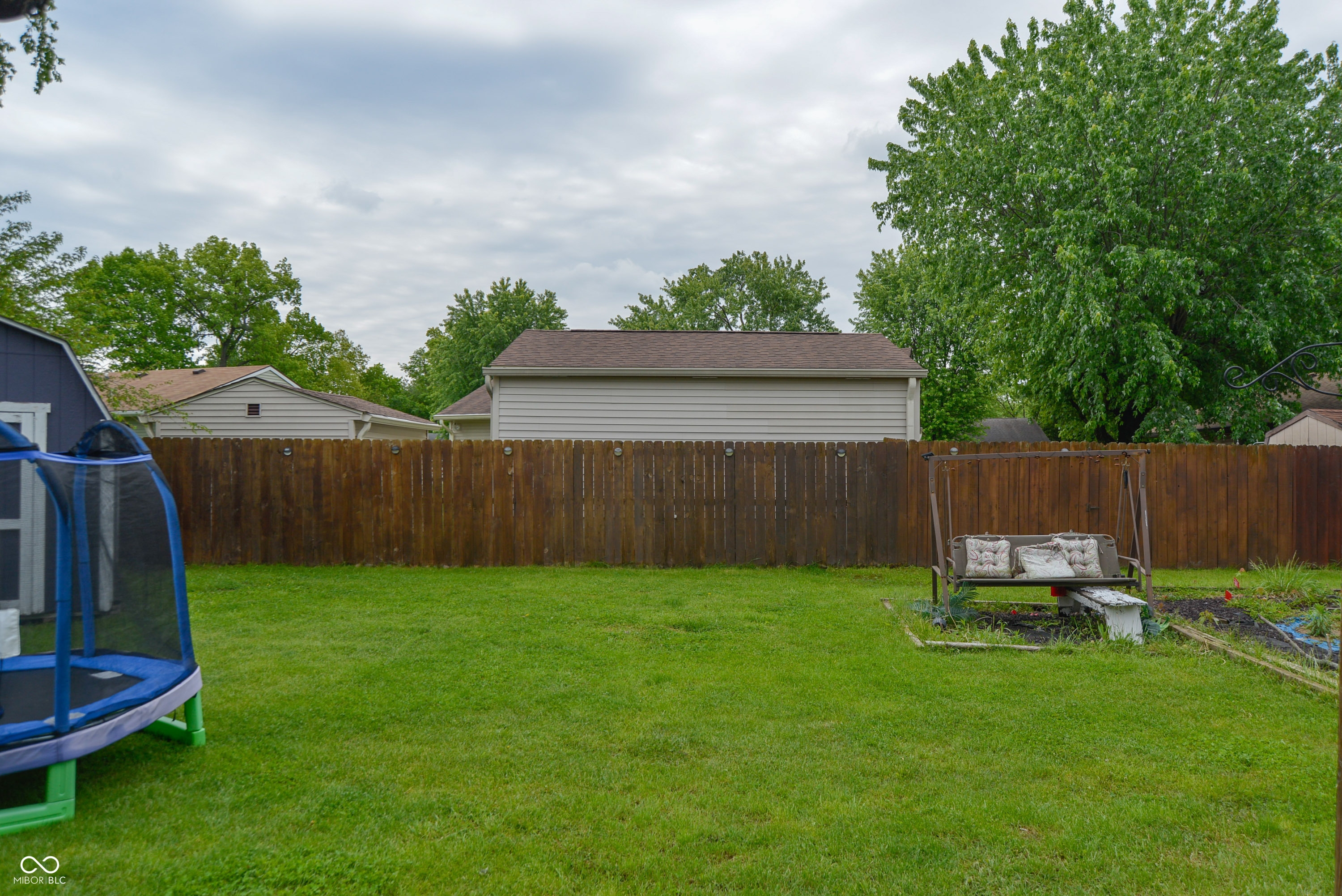 5423 Lobo Drive
