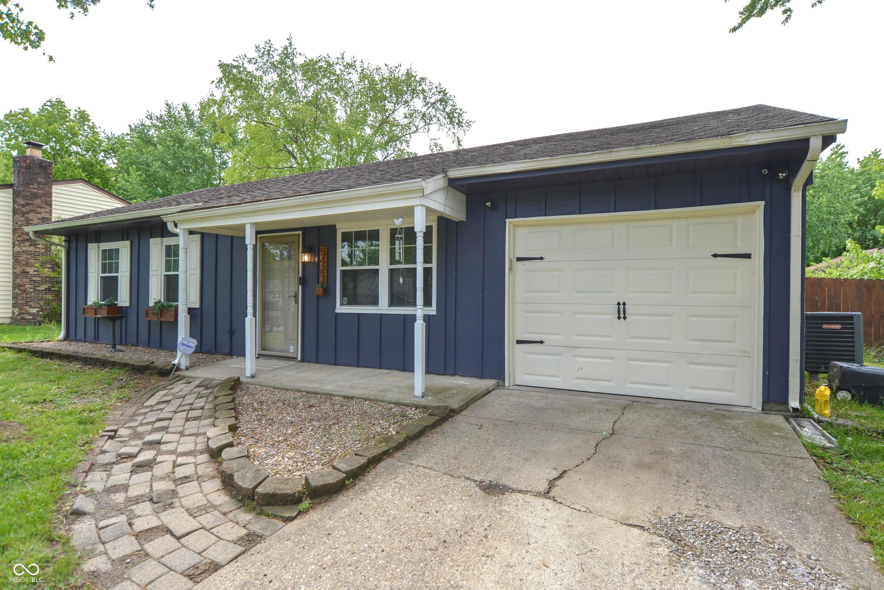 5423 Lobo Drive