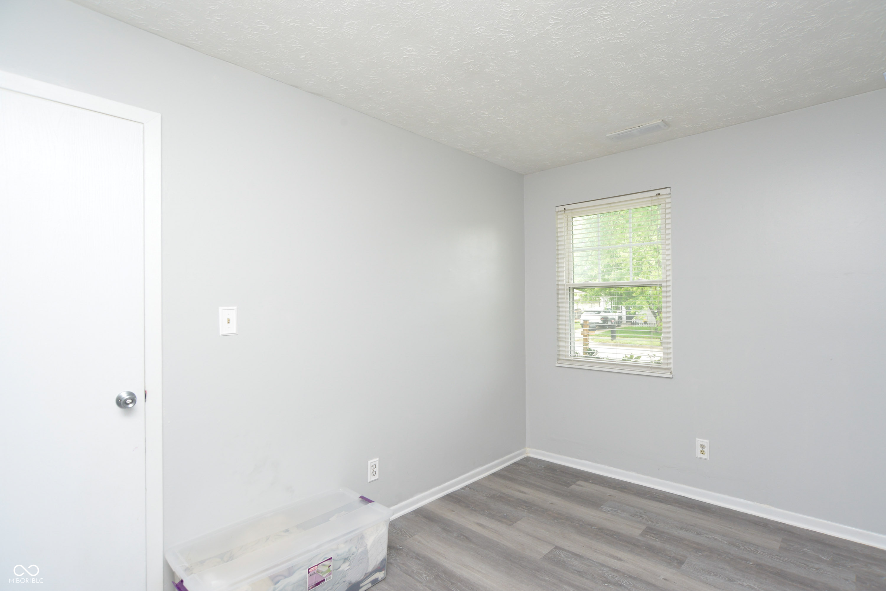 5423 Lobo Drive