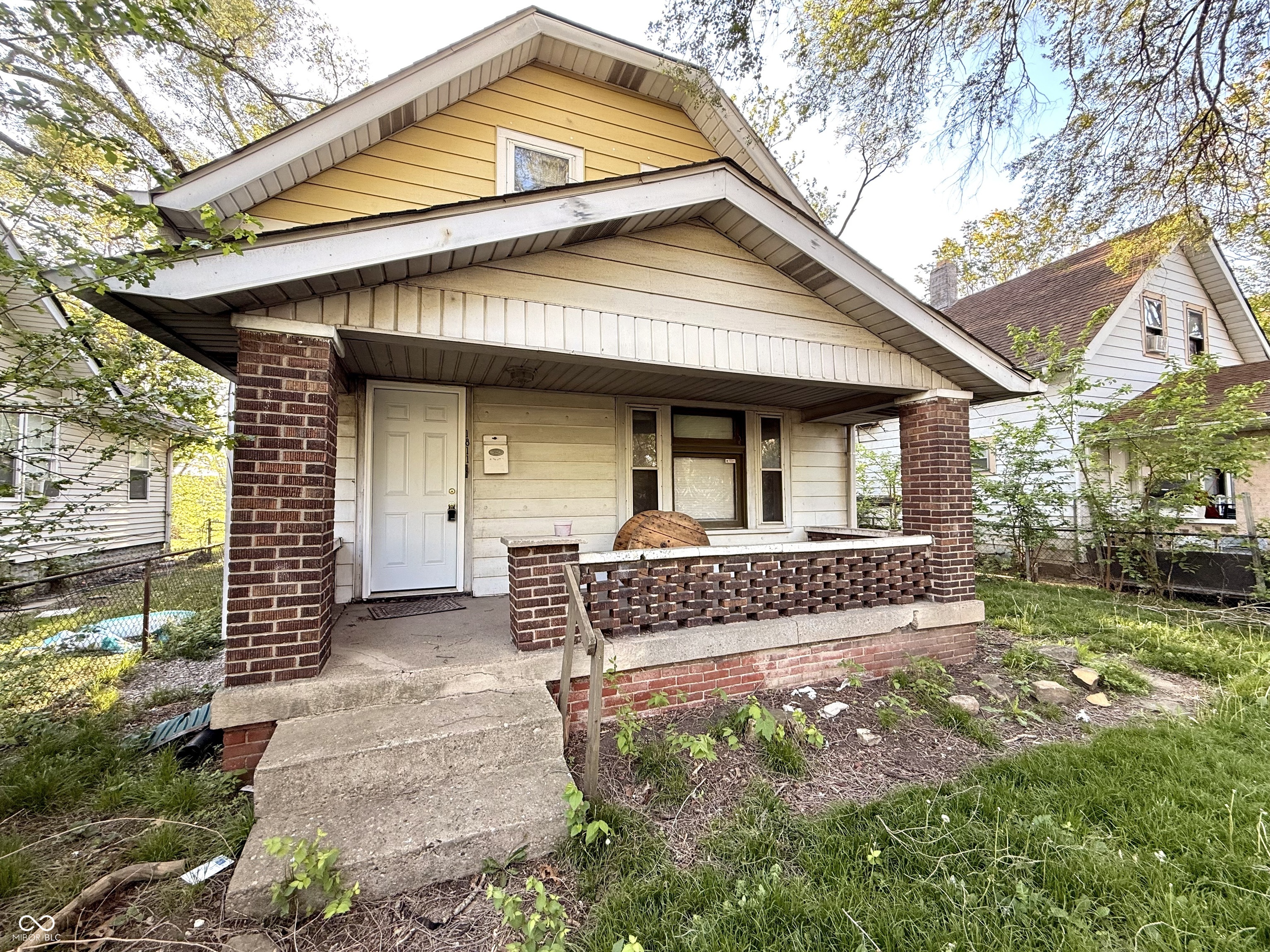 1811 N Dexter Street