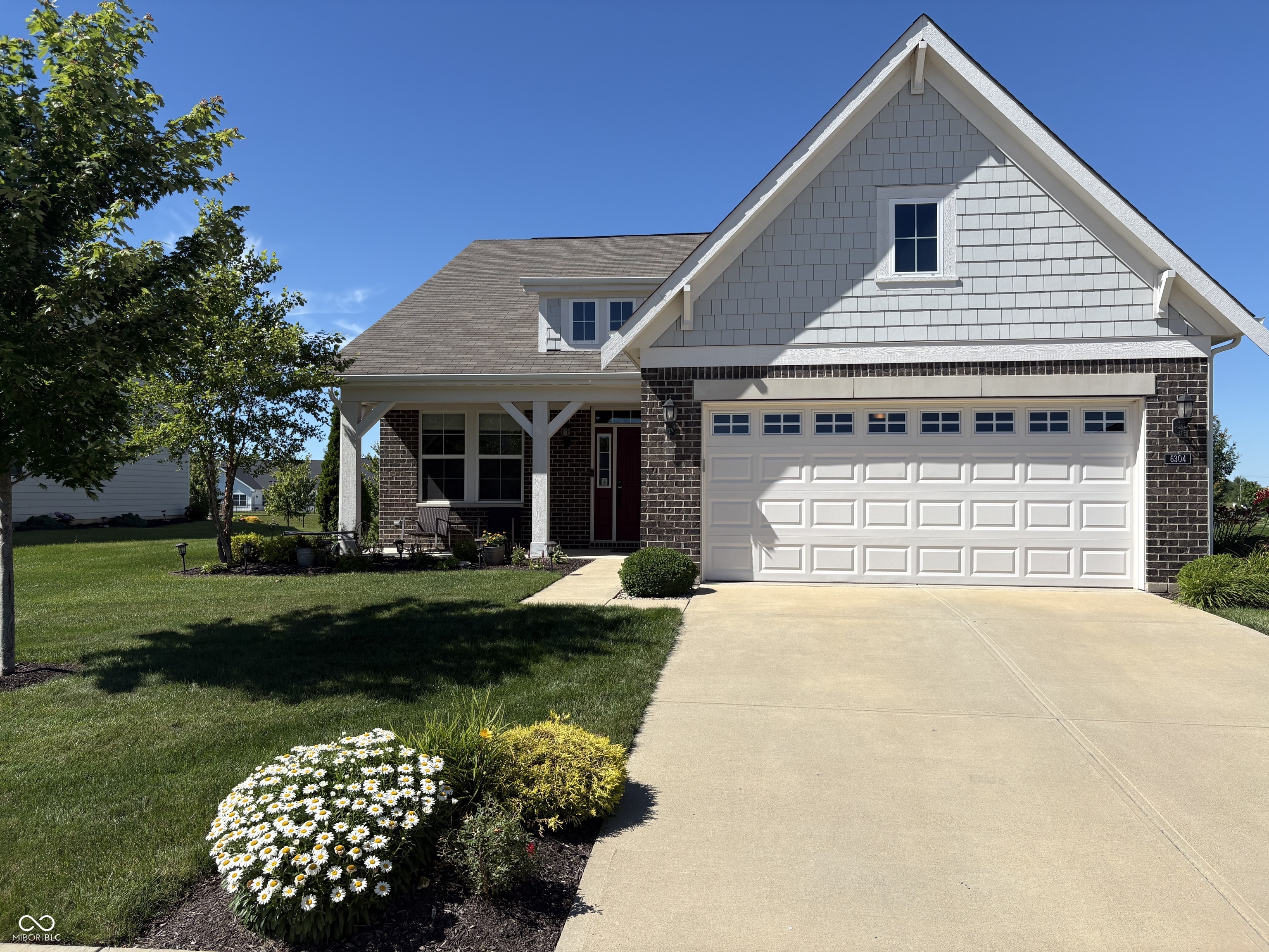 6304 W Cedar Chase Drive
