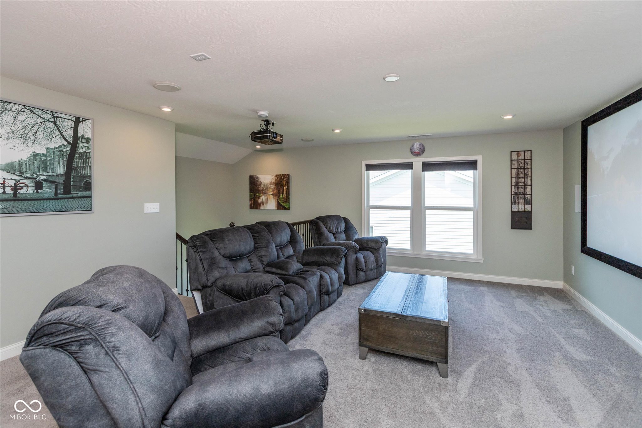 6304 W Cedar Chase Drive