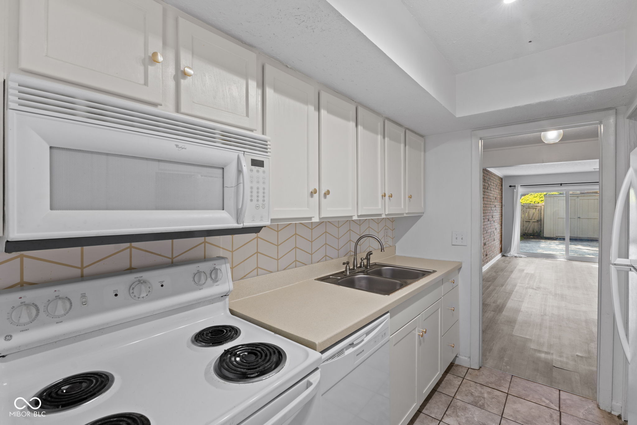 7453 Country Brook Drive