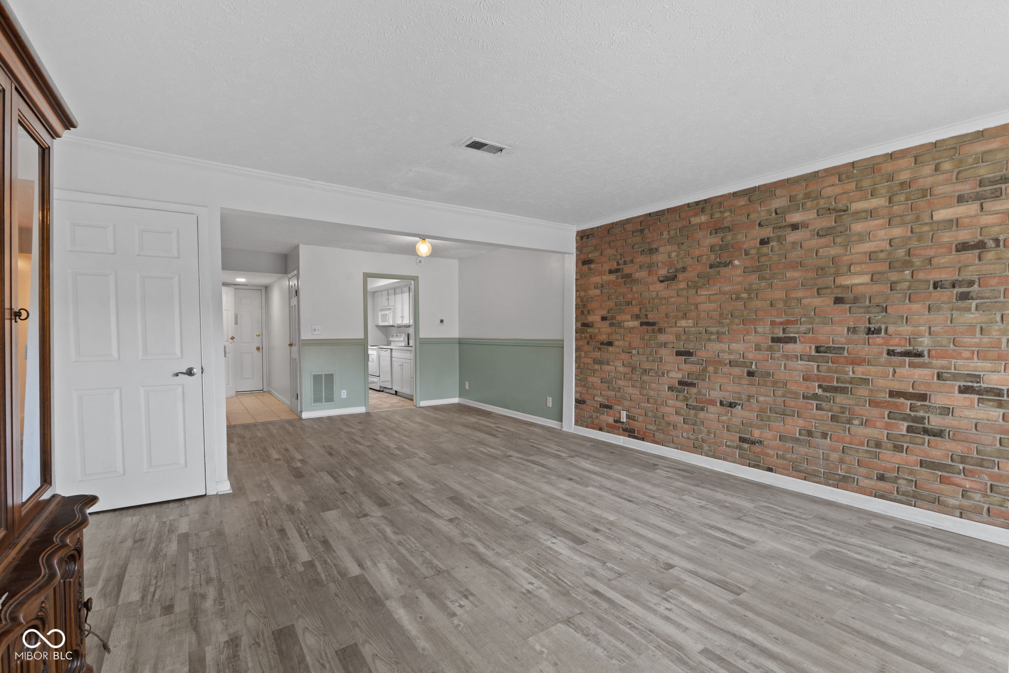 7453 Country Brook Drive