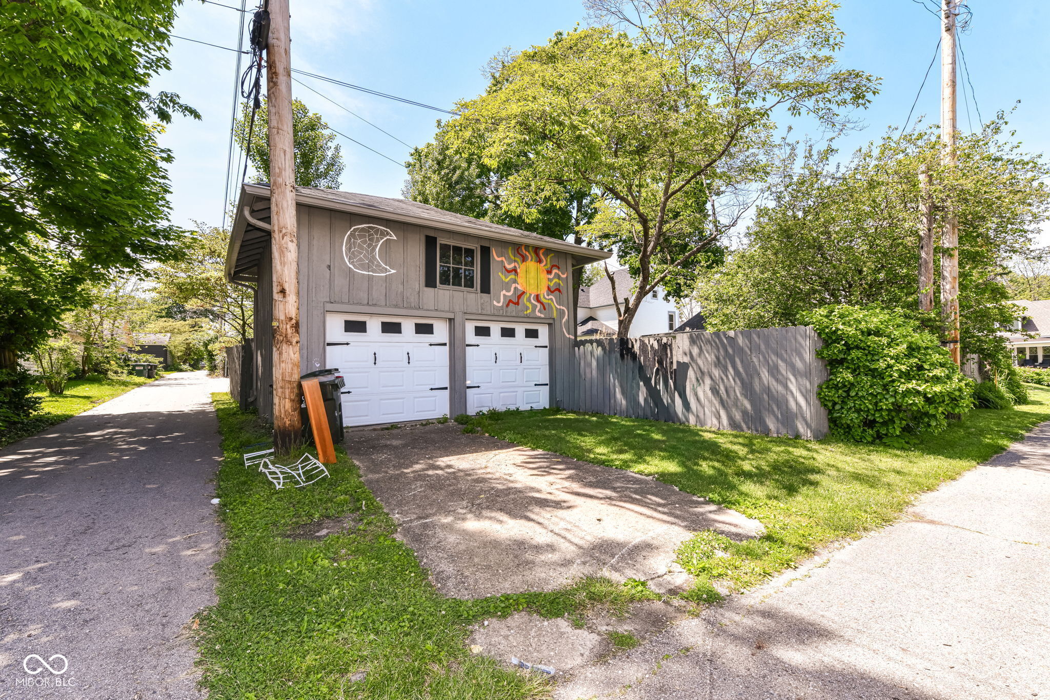 303 Walnut Street