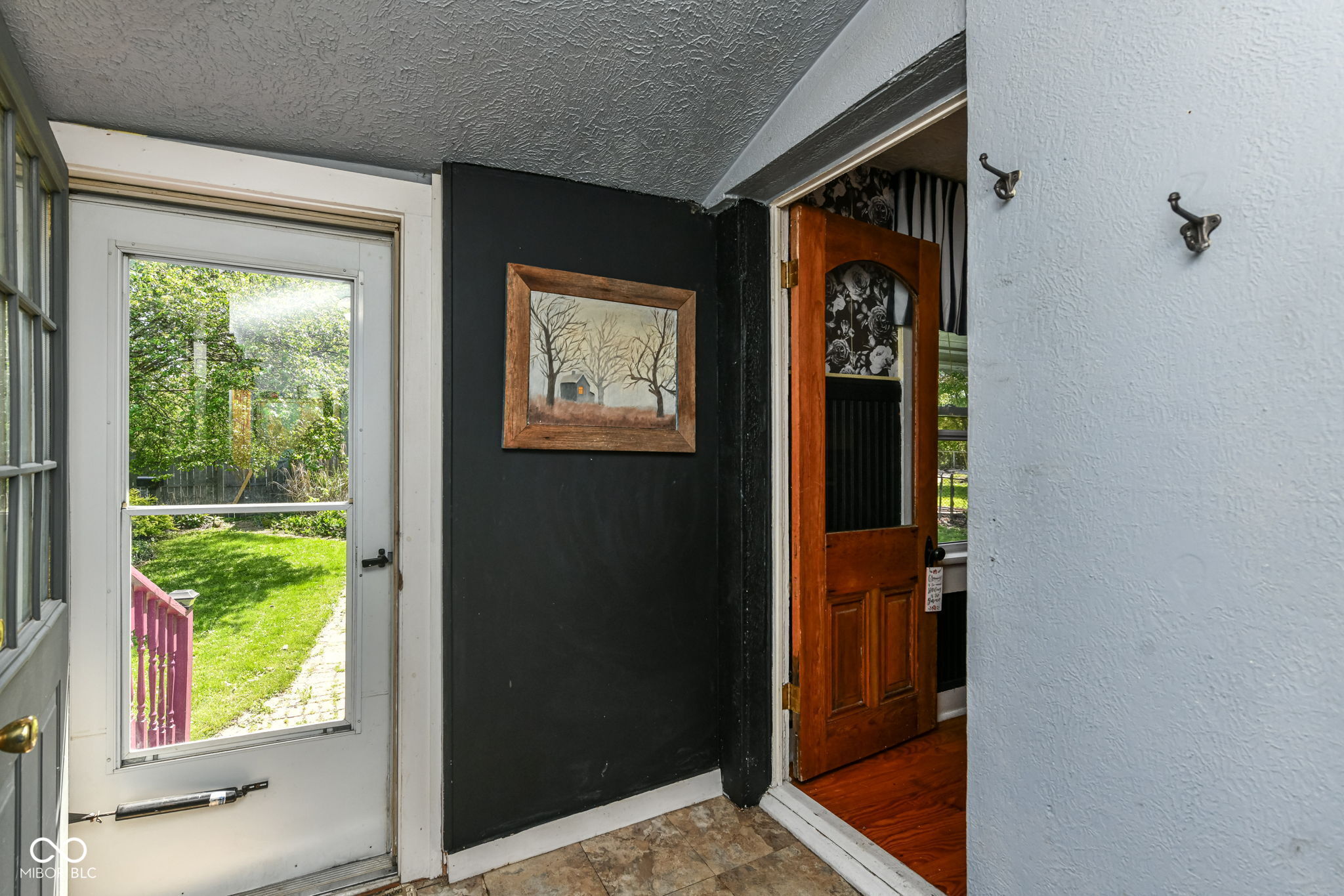 303 Walnut Street