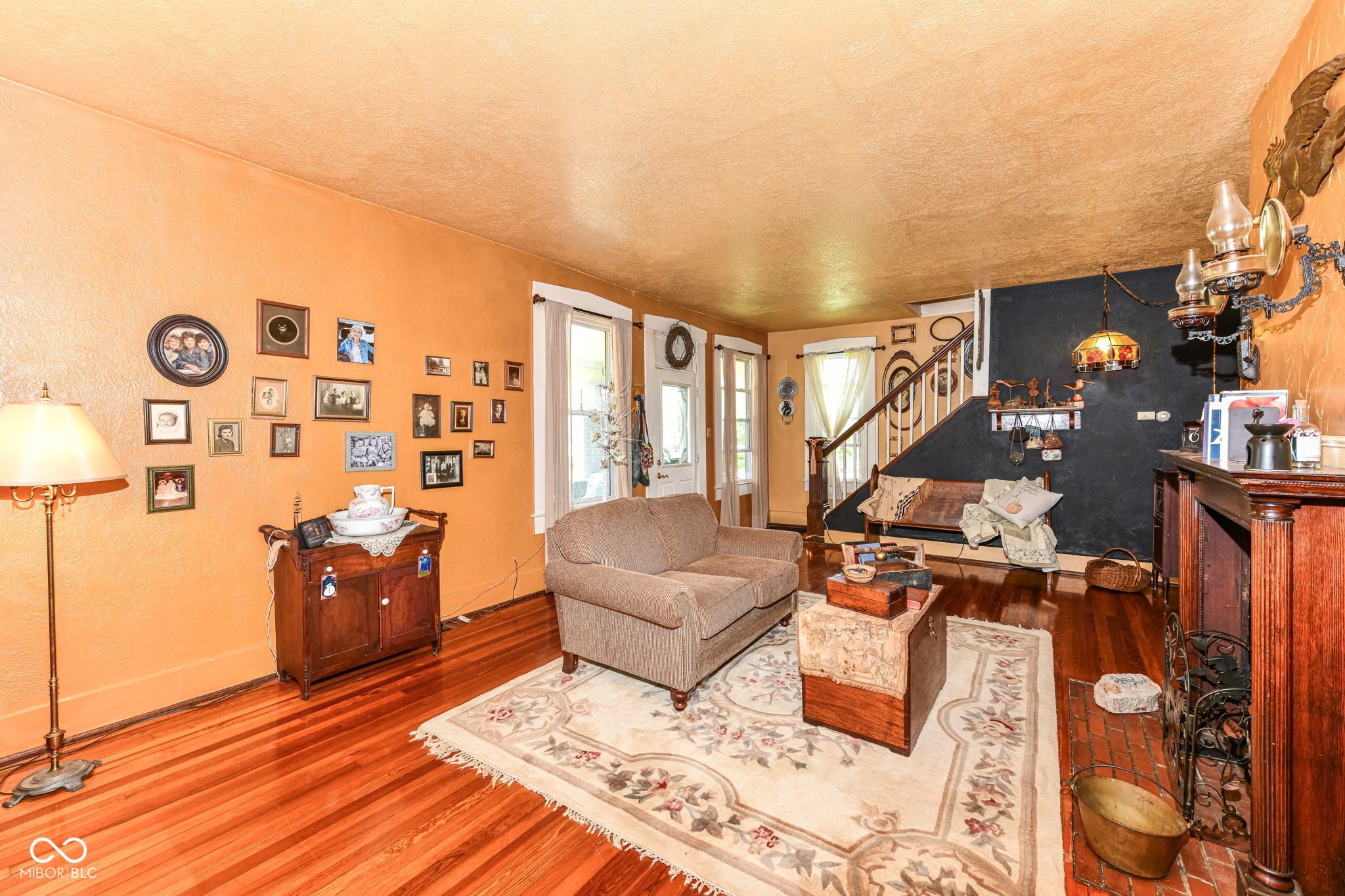 303 Walnut Street