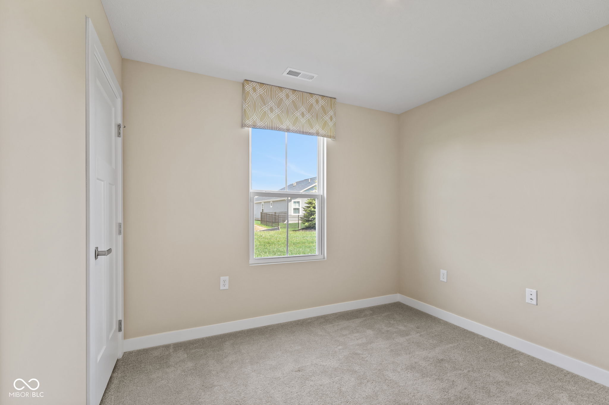 1275 Gunnison Drive