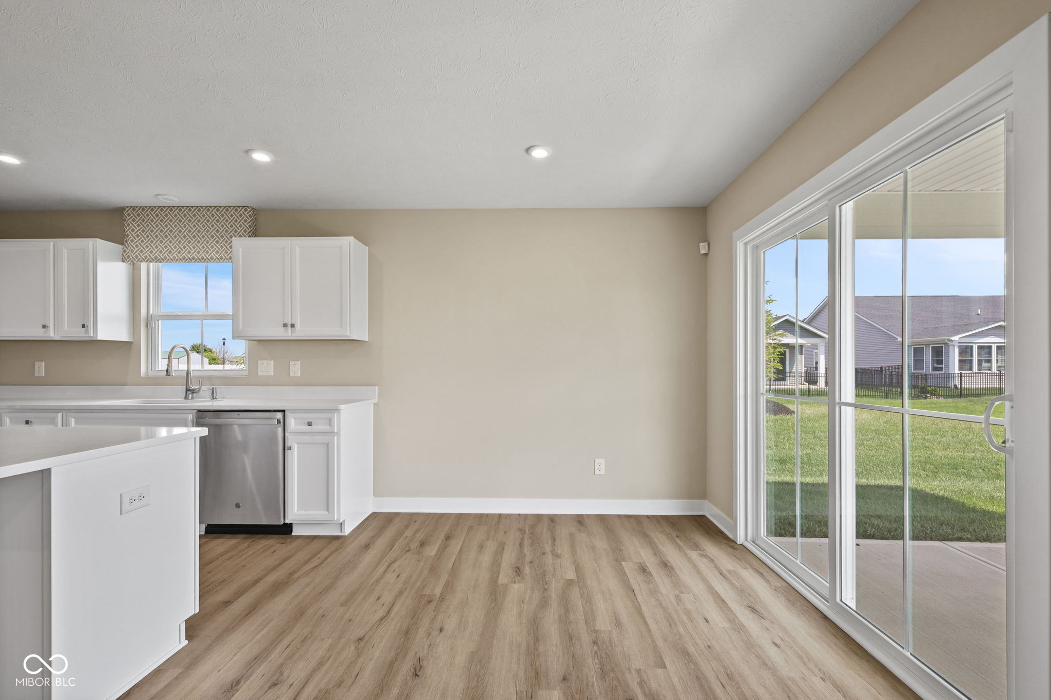 1275 Gunnison Drive
