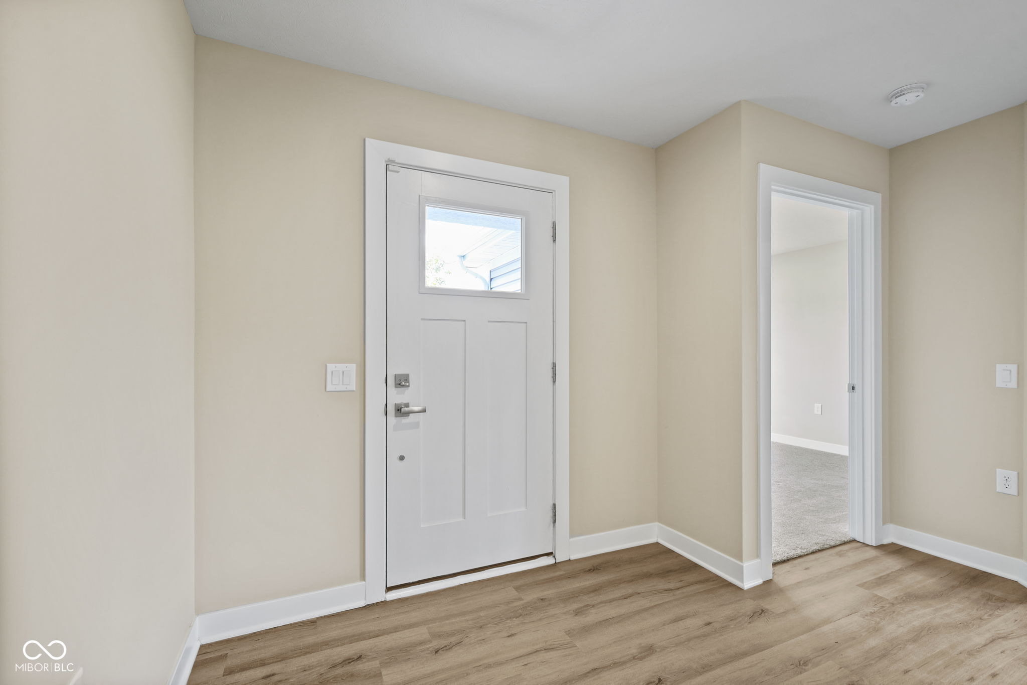 1275 Gunnison Drive