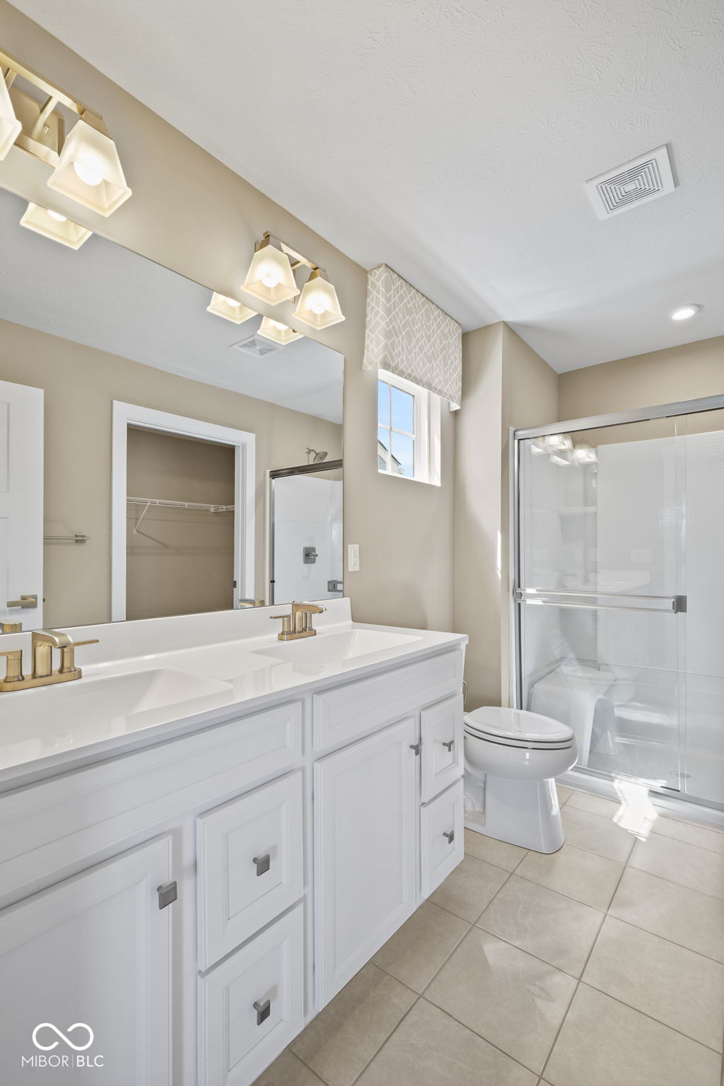 1275 Gunnison Drive