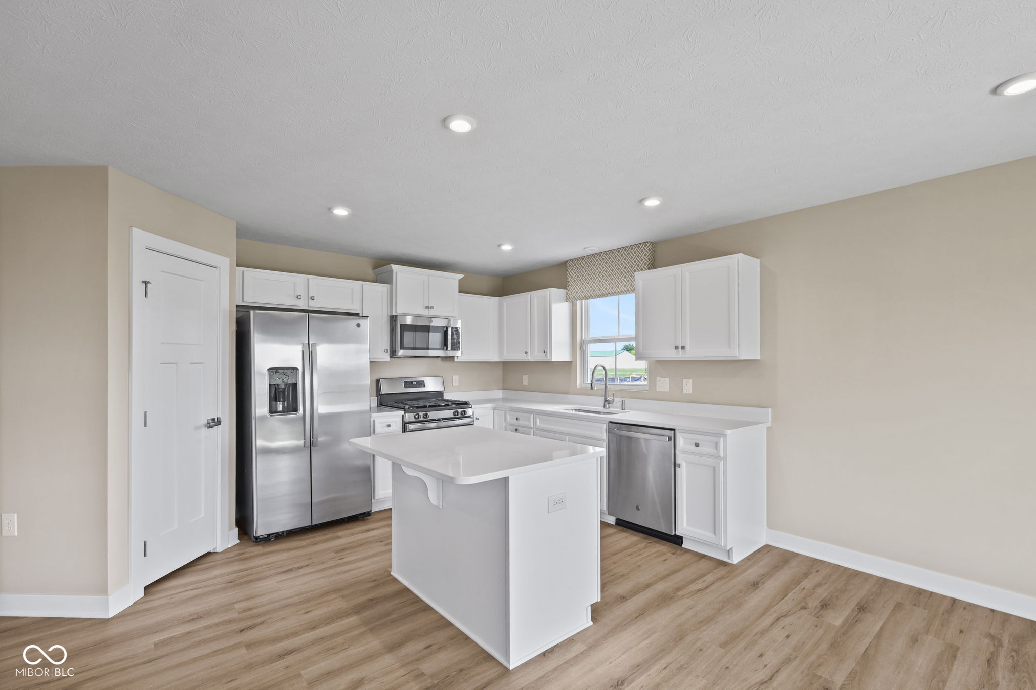 1275 Gunnison Drive
