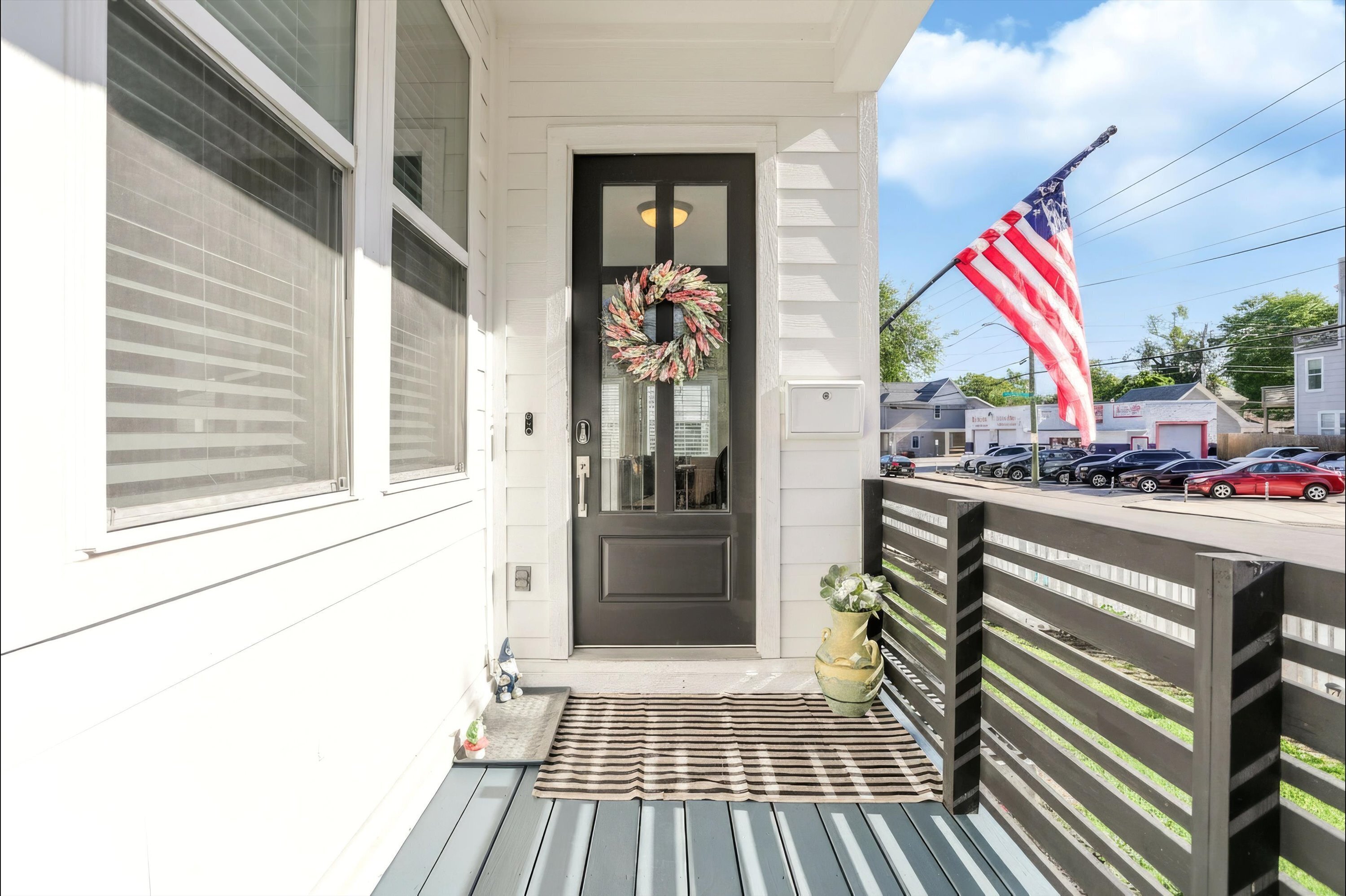 806 Shelby Street
