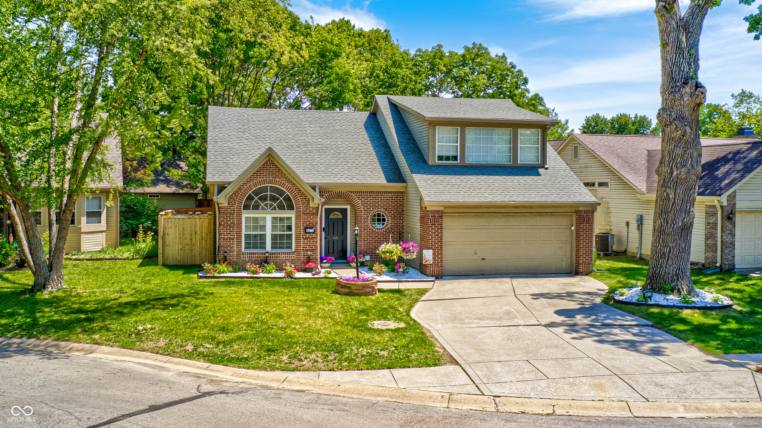 6471 Hunters Green Place
