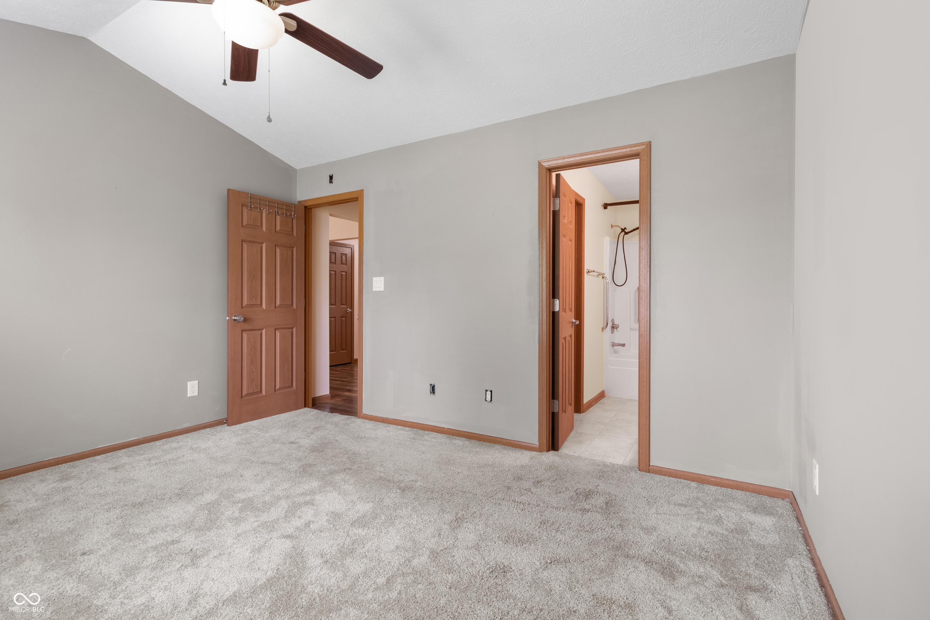164 Meadow Glen Drive
