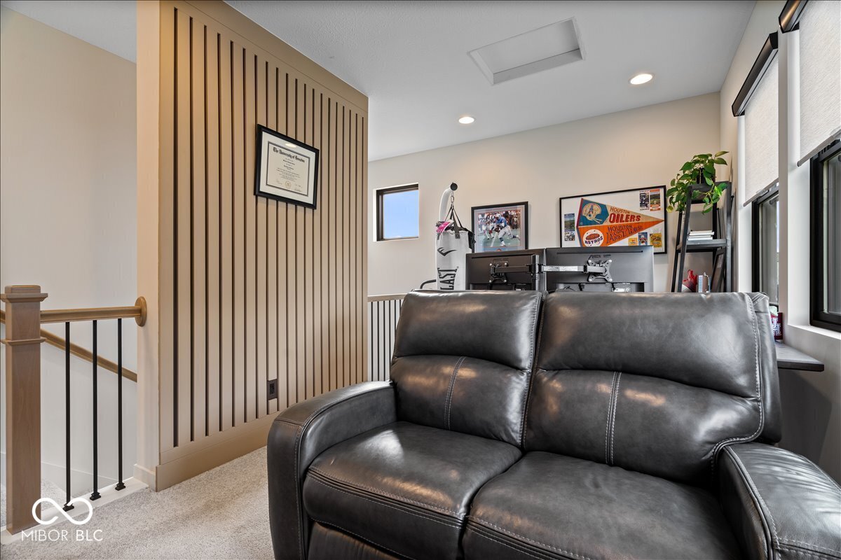 17347 Newton Main Street