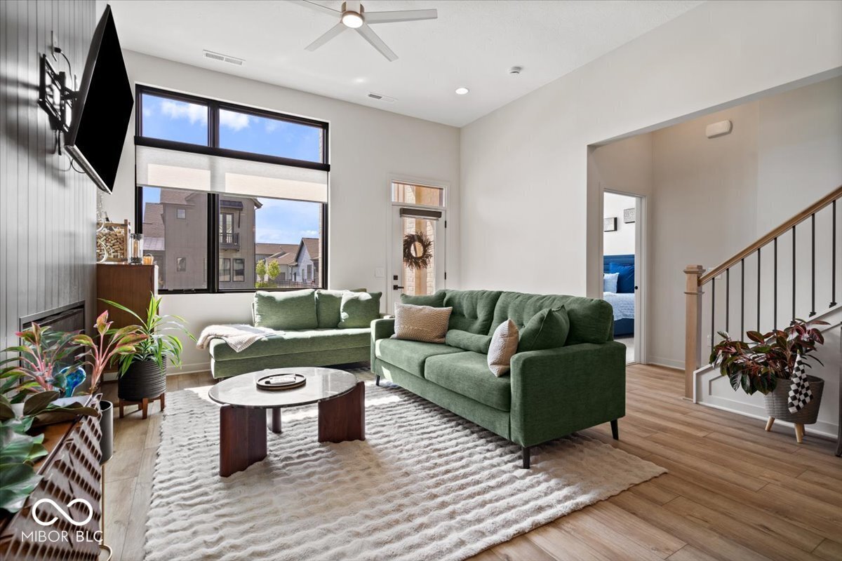 17347 Newton Main Street