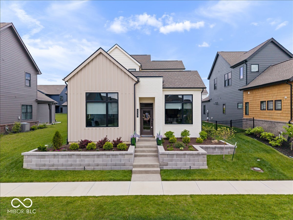 17347 Newton Main Street