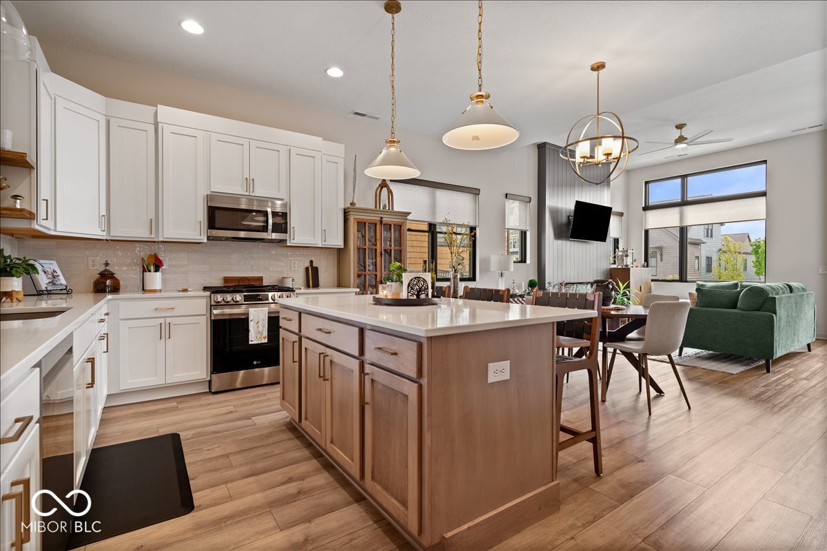 17347 Newton Main Street
