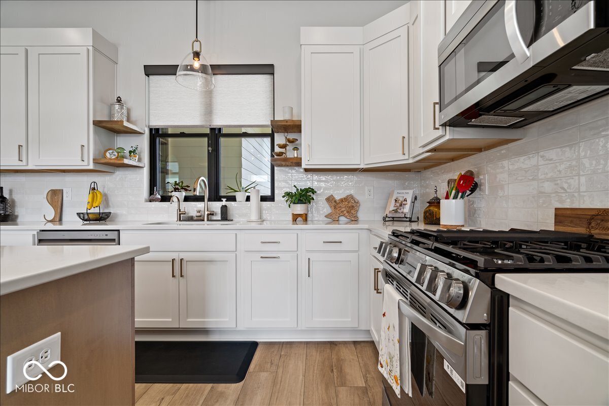 17347 Newton Main Street