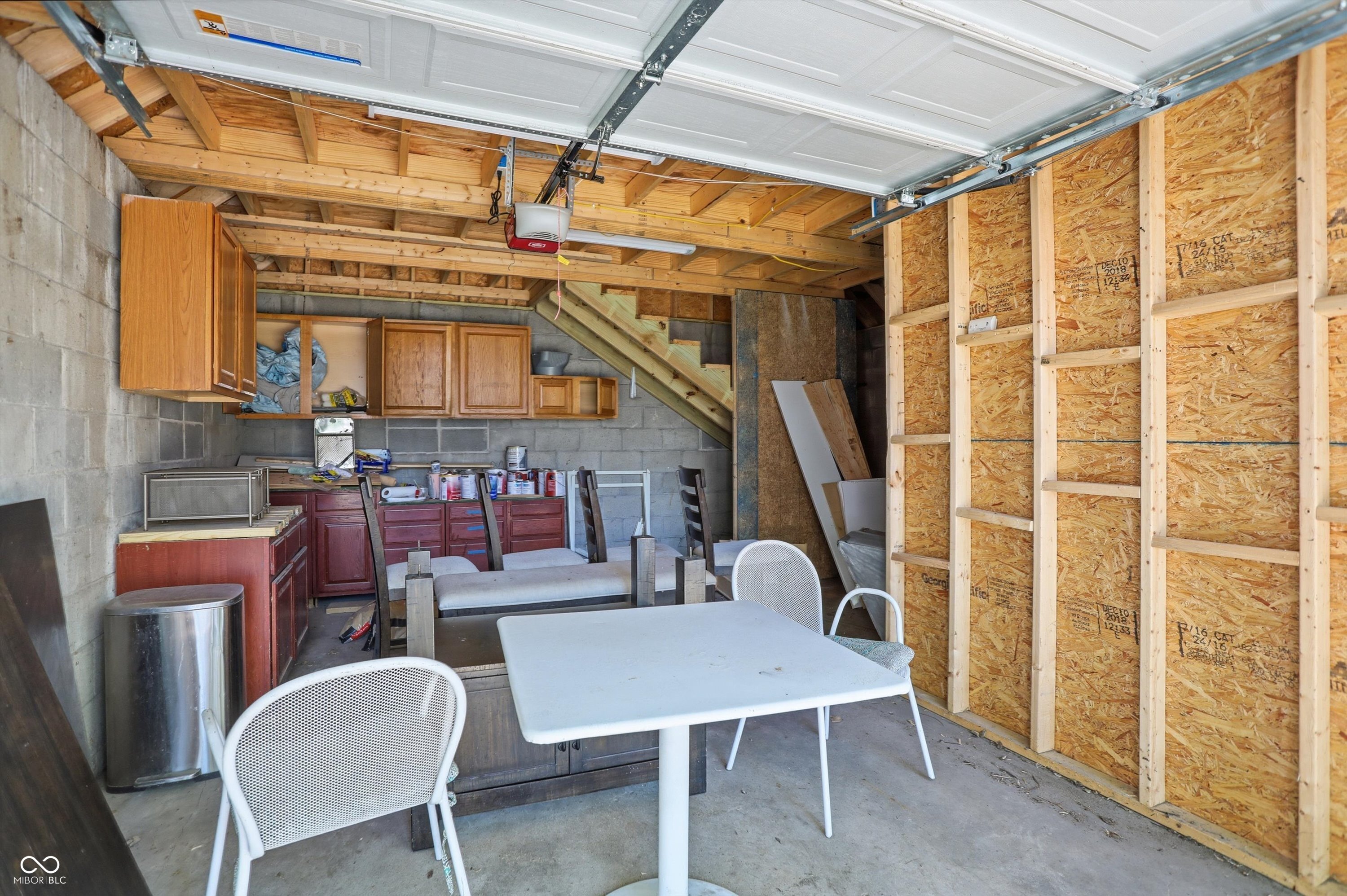 2038 E 12th Street