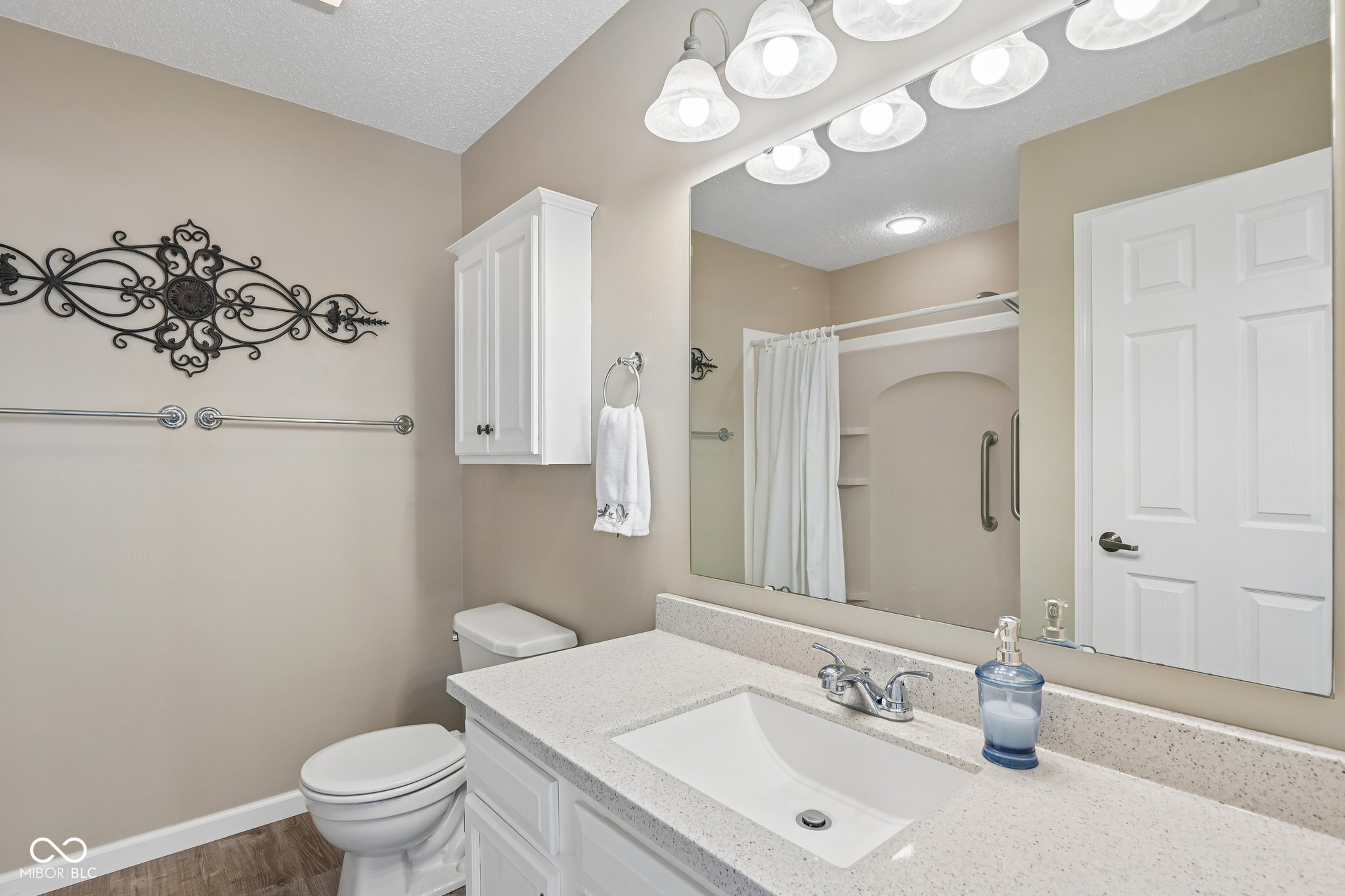 951 Tulip Way