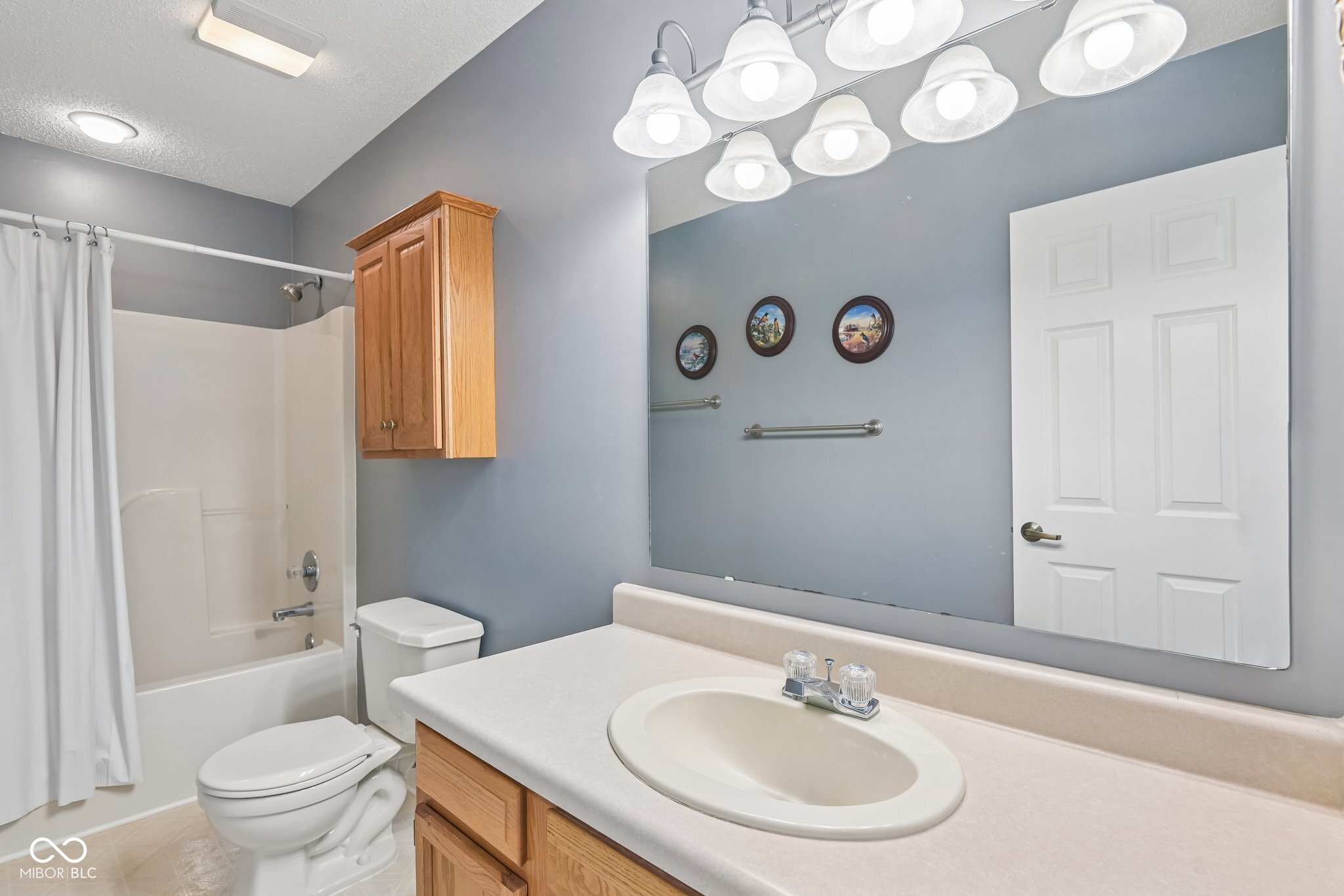 951 Tulip Way