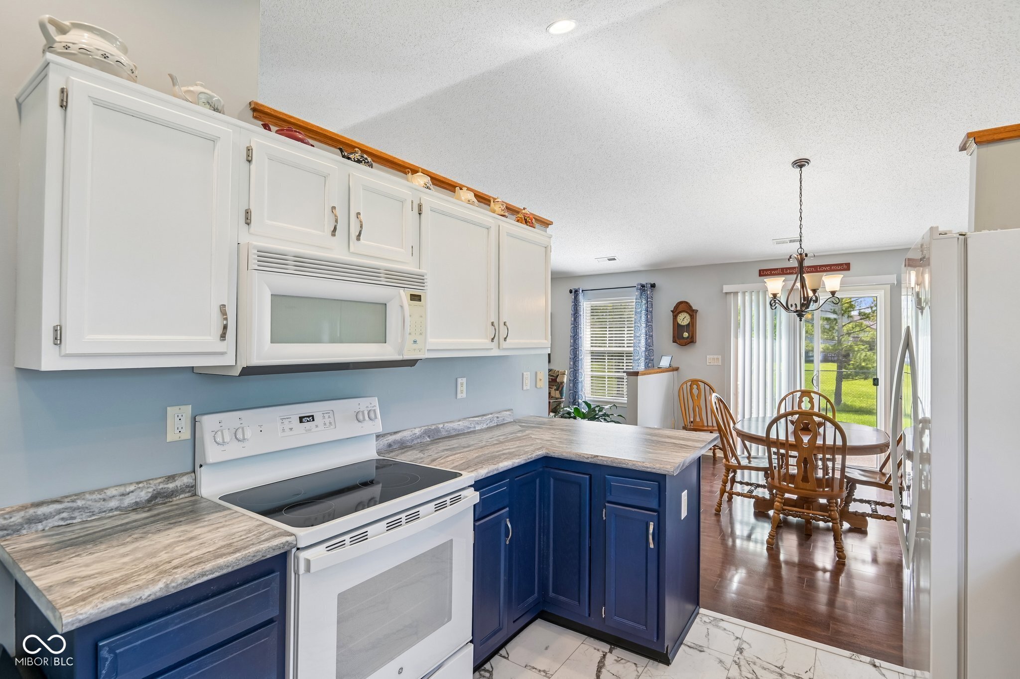 951 Tulip Way