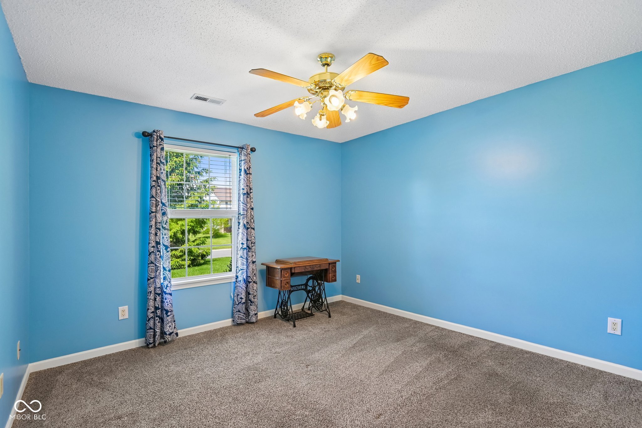 951 Tulip Way