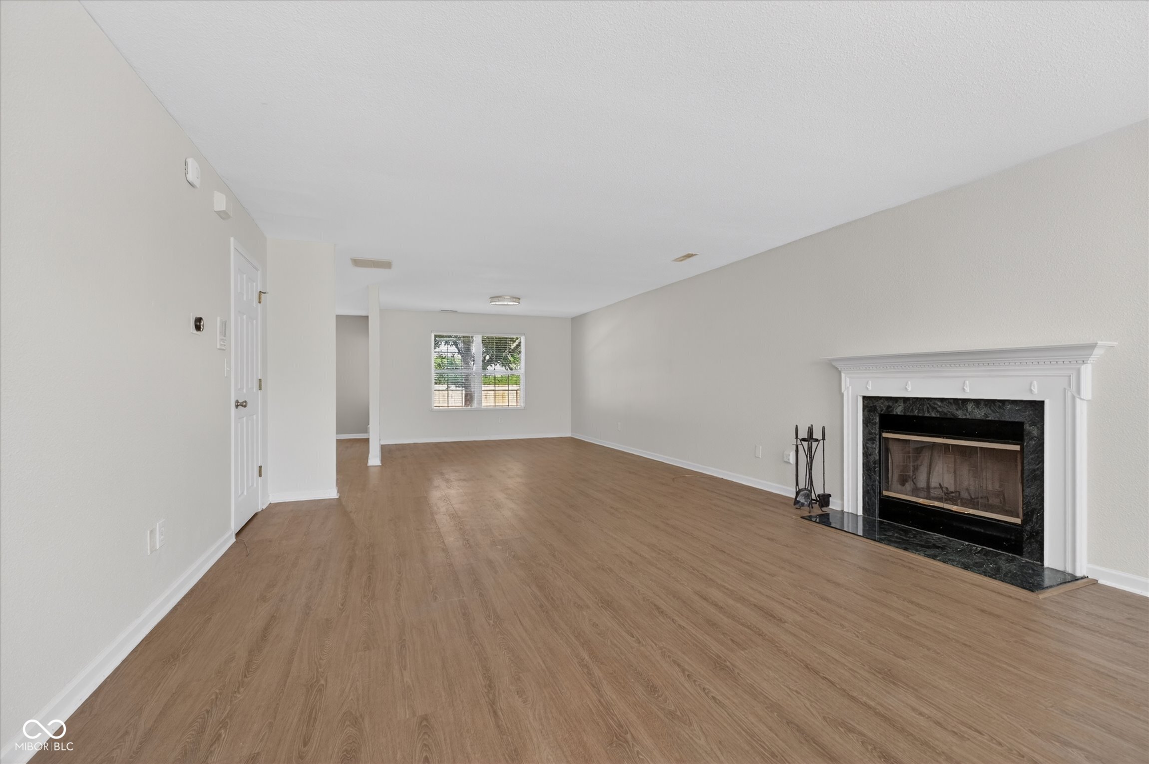 1 Somerset Circle