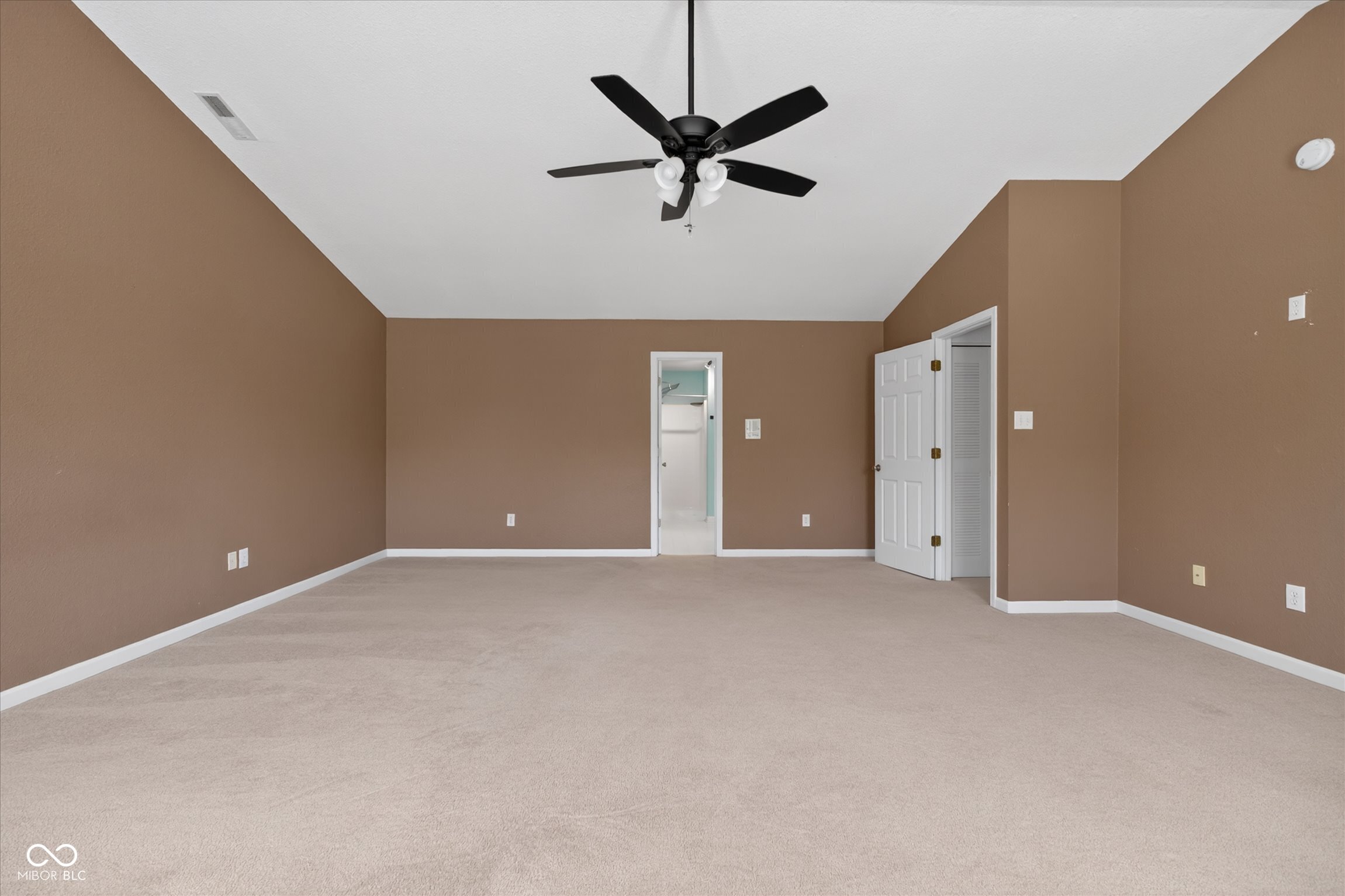 1 Somerset Circle