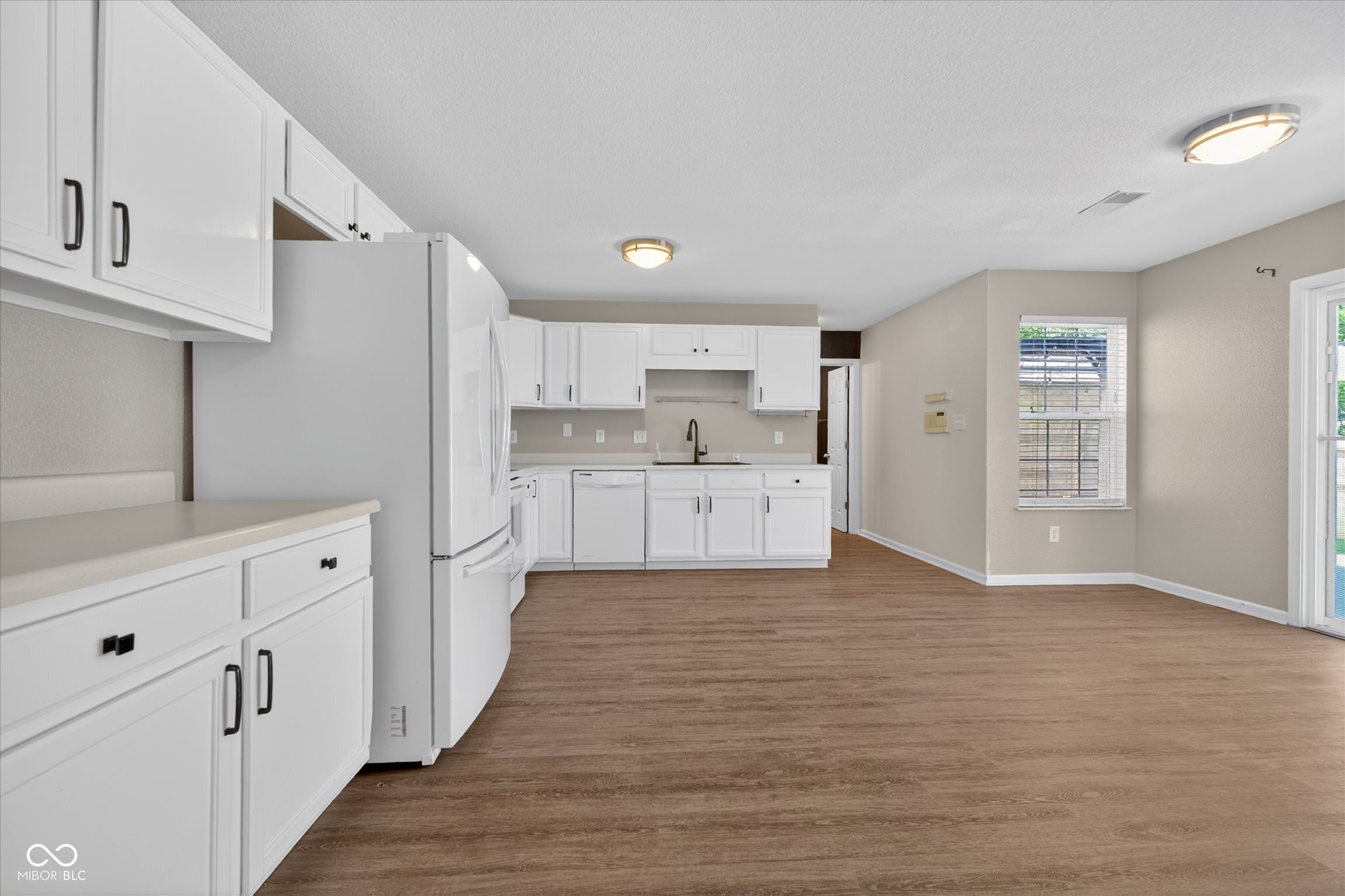 1 Somerset Circle