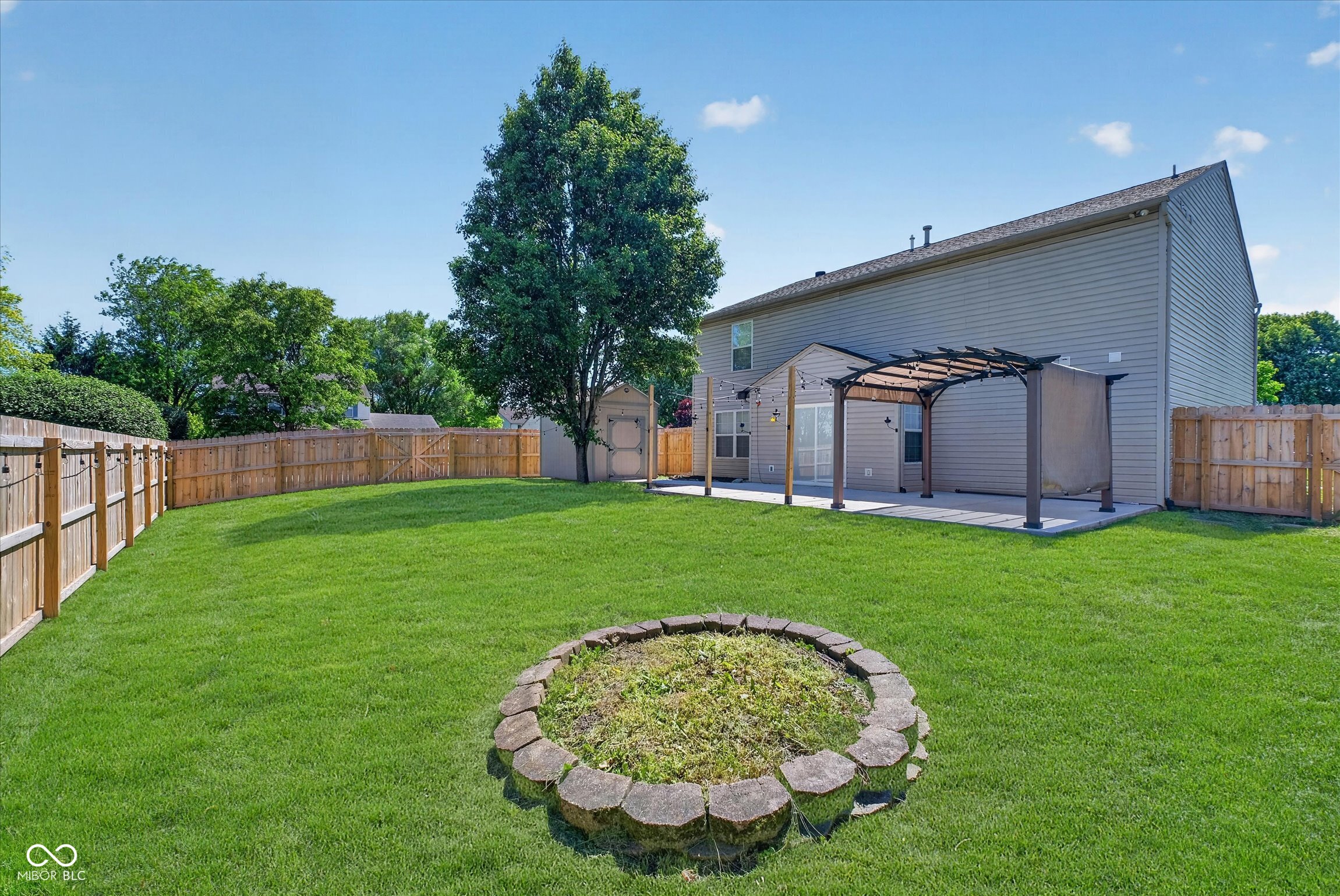 1 Somerset Circle