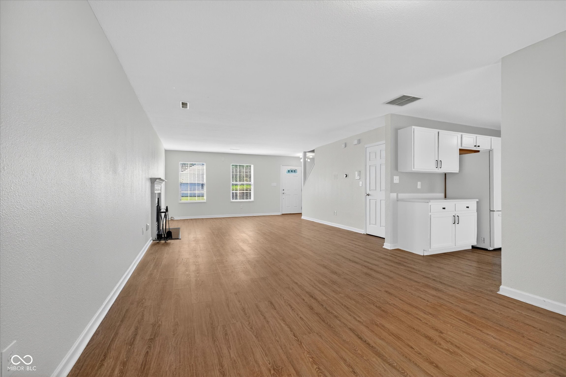 1 Somerset Circle