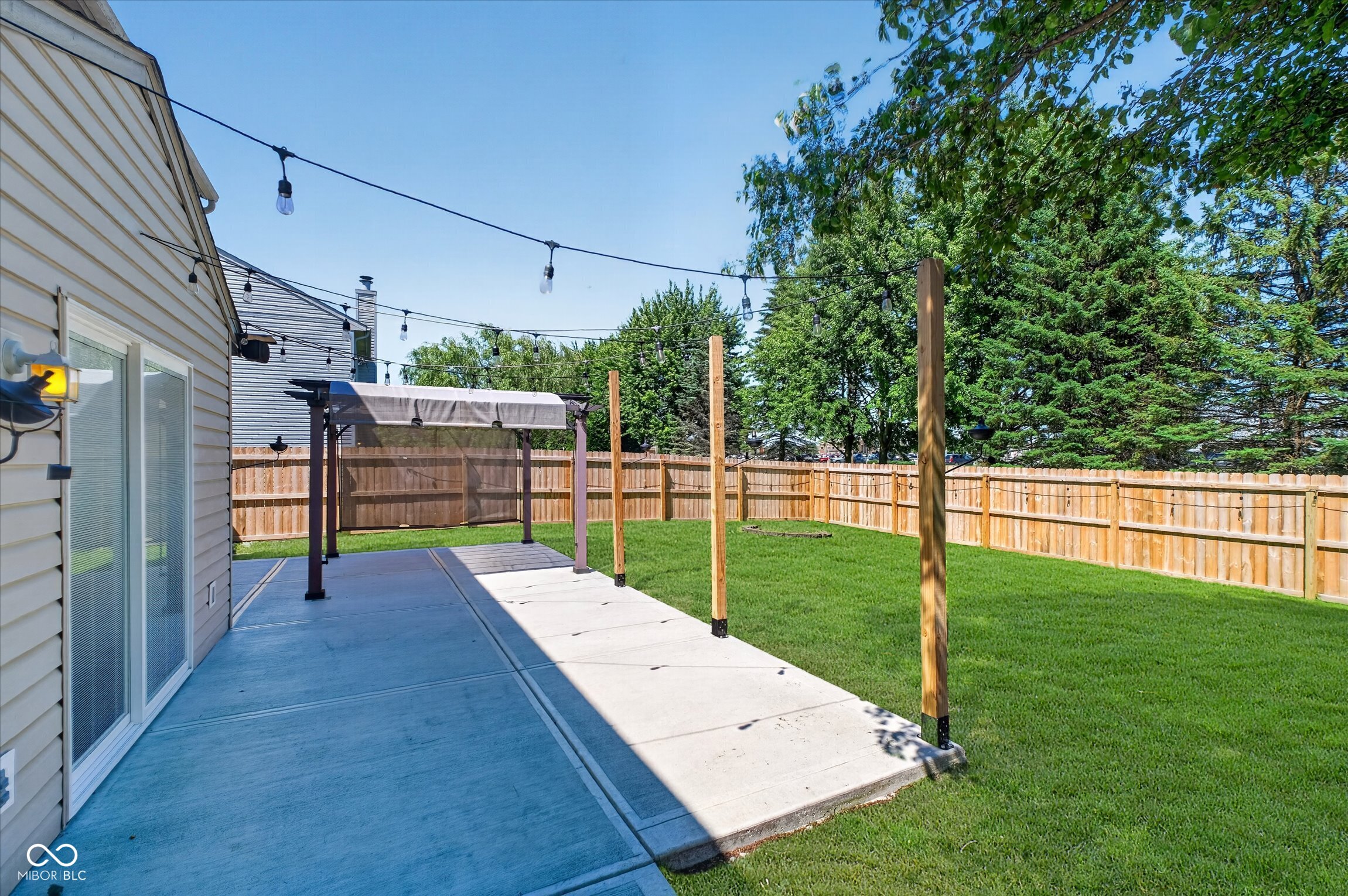 1 Somerset Circle