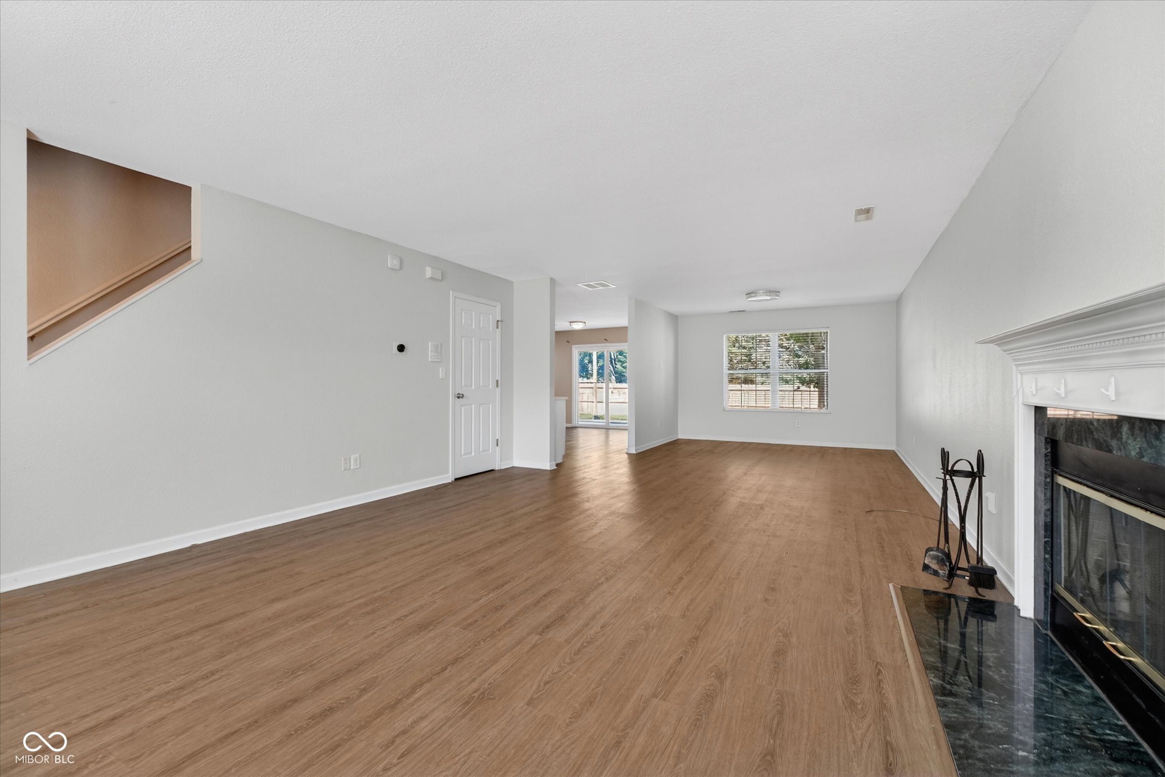 1 Somerset Circle