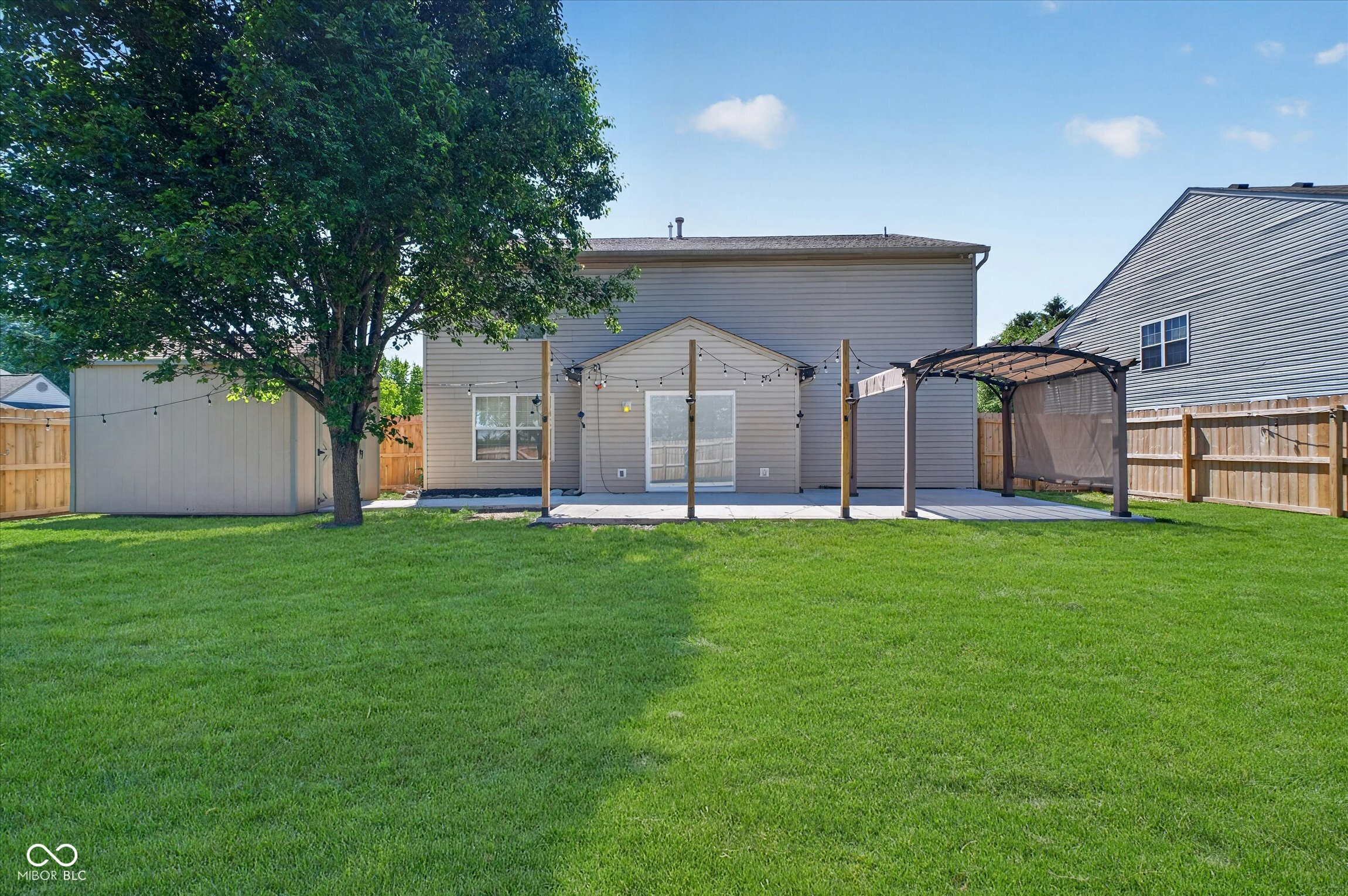 1 Somerset Circle