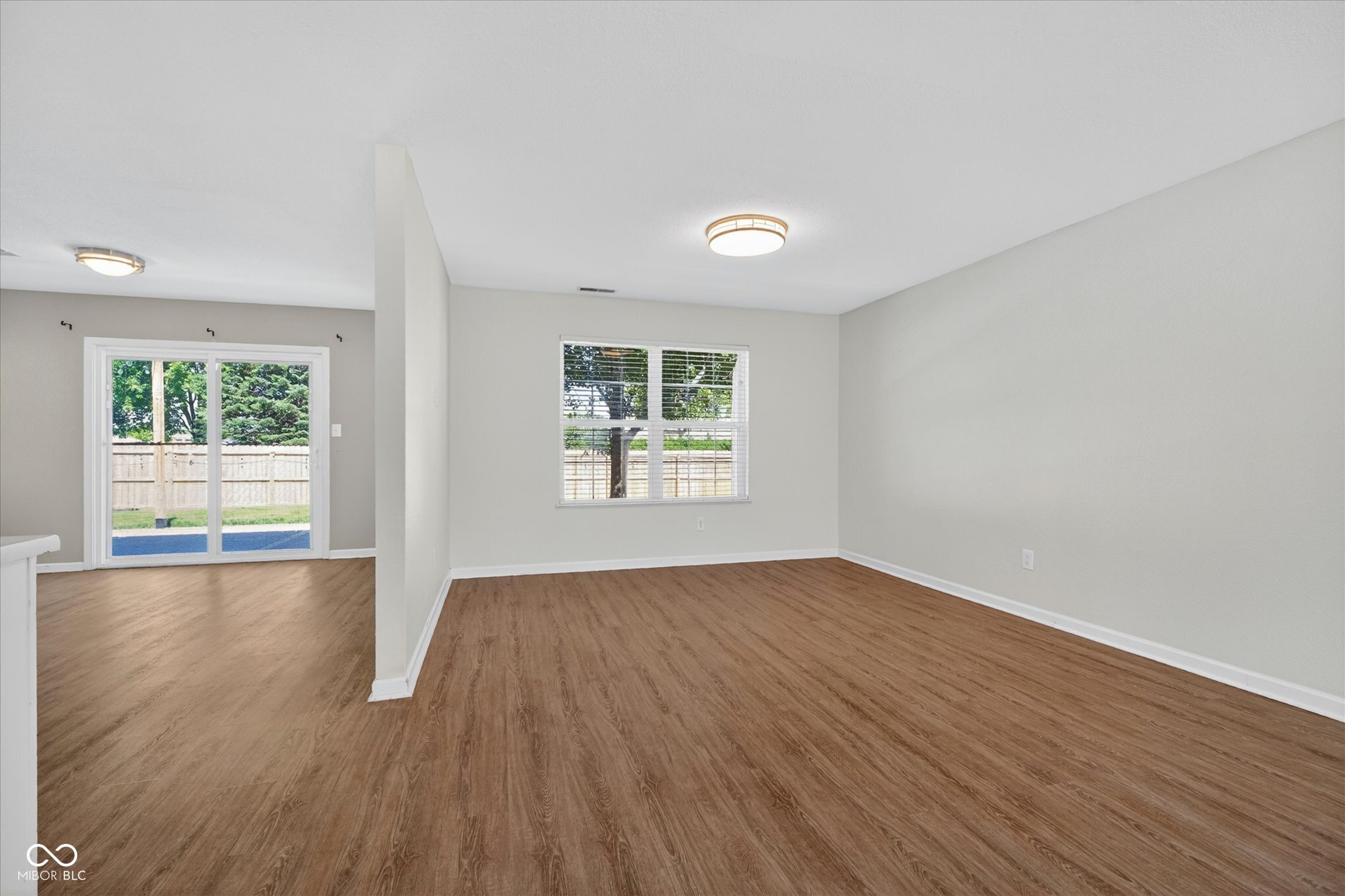 1 Somerset Circle