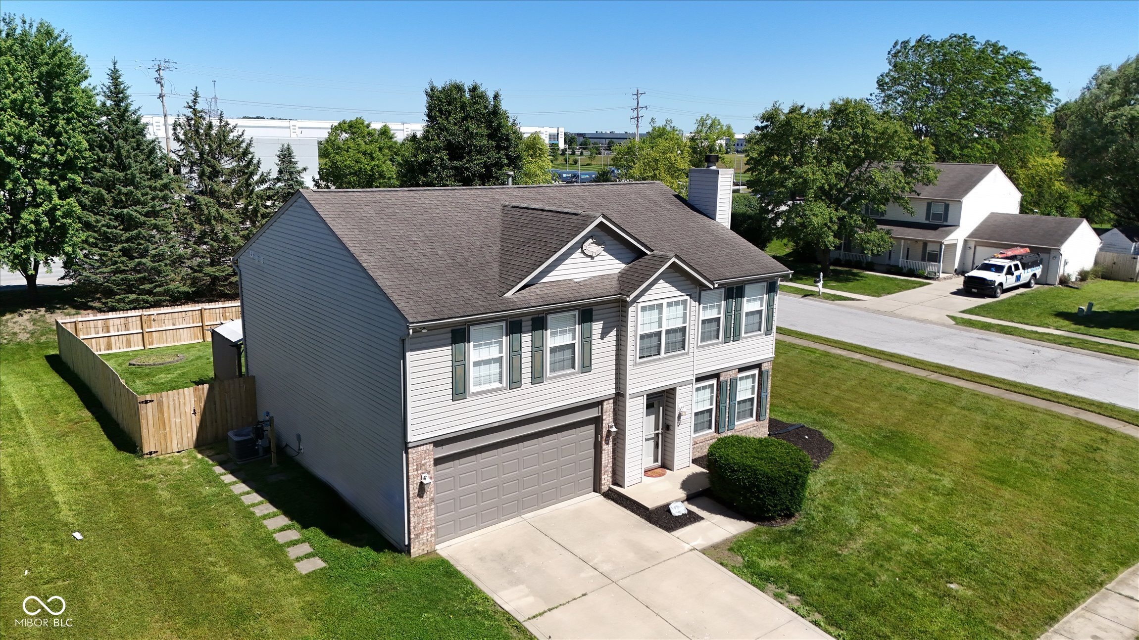 1 Somerset Circle