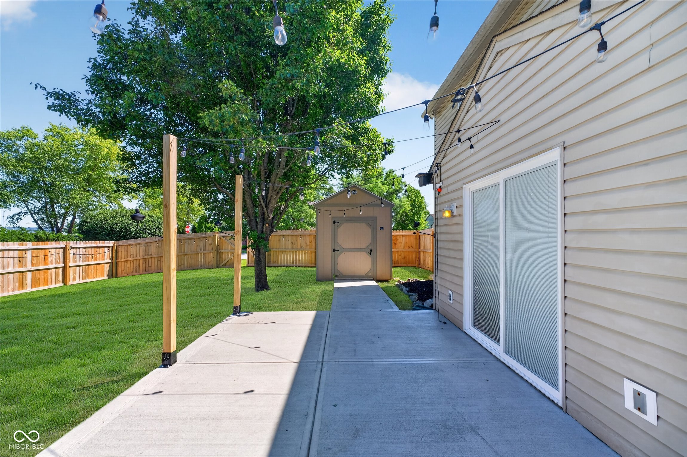 1 Somerset Circle