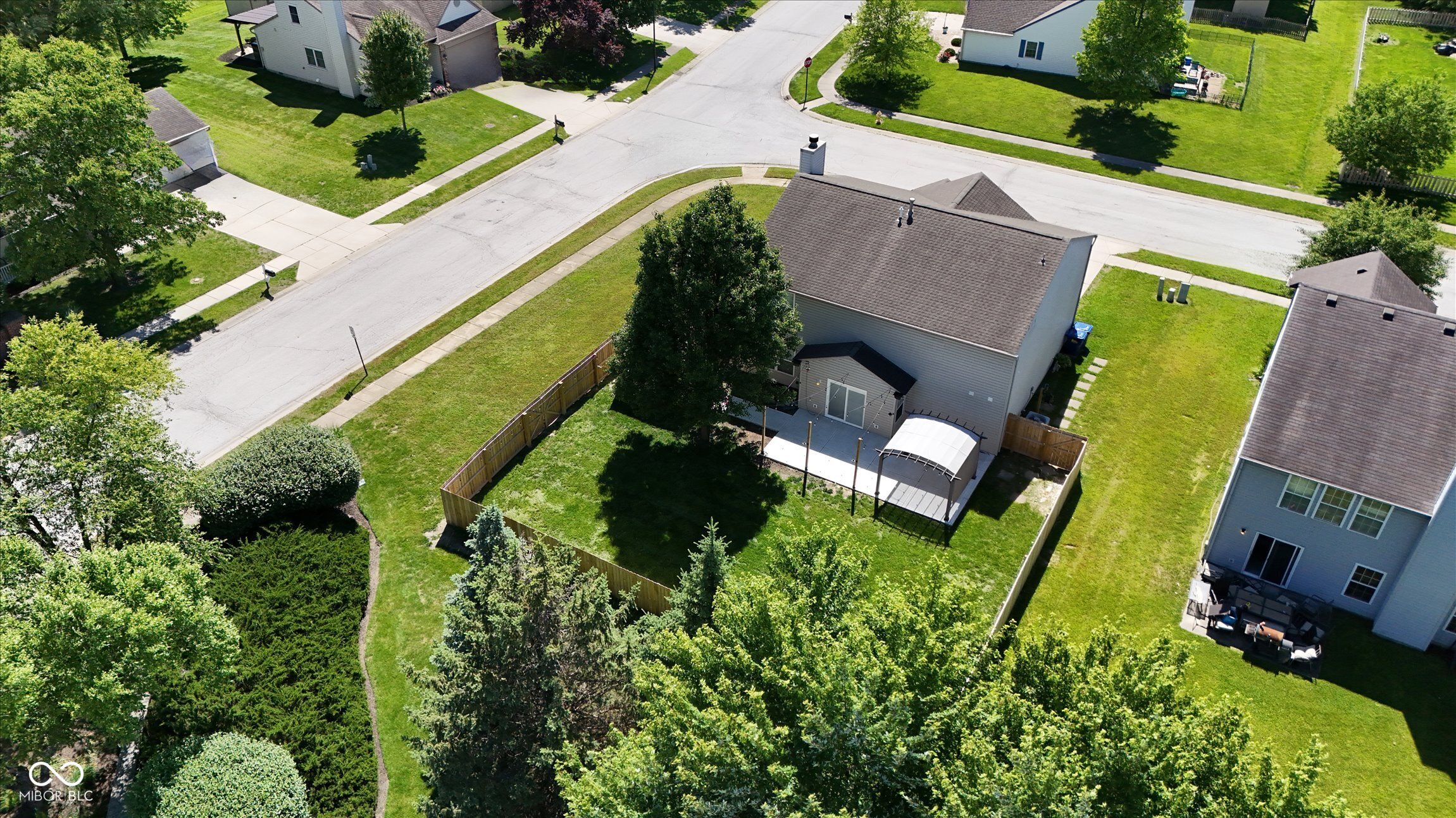 1 Somerset Circle