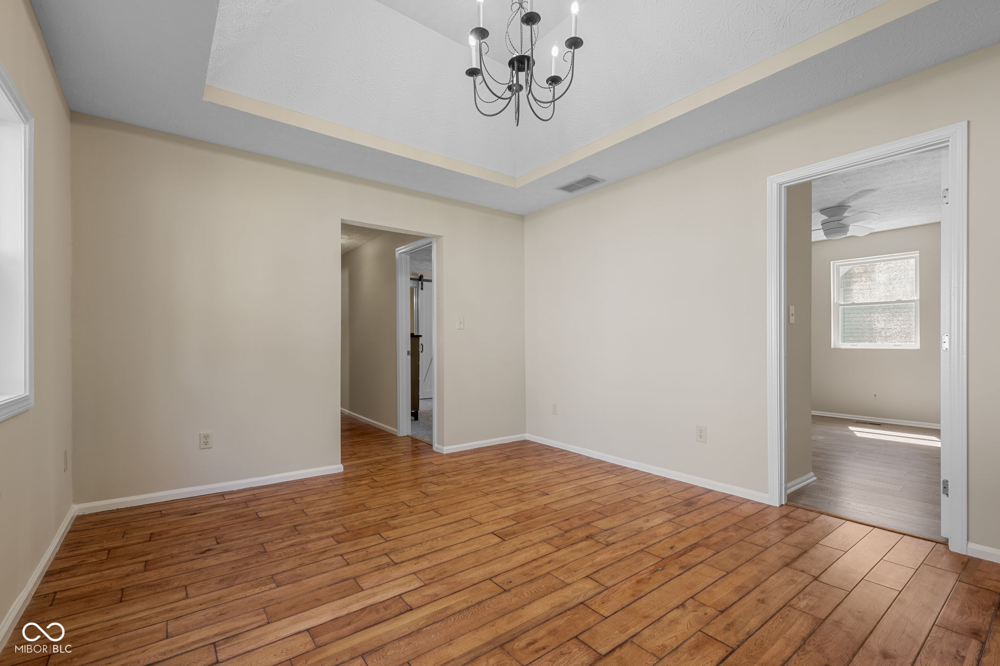 381 W Pearl Street