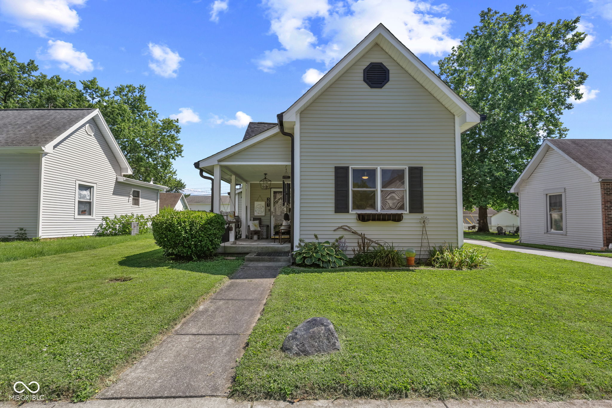 381 W Pearl Street
