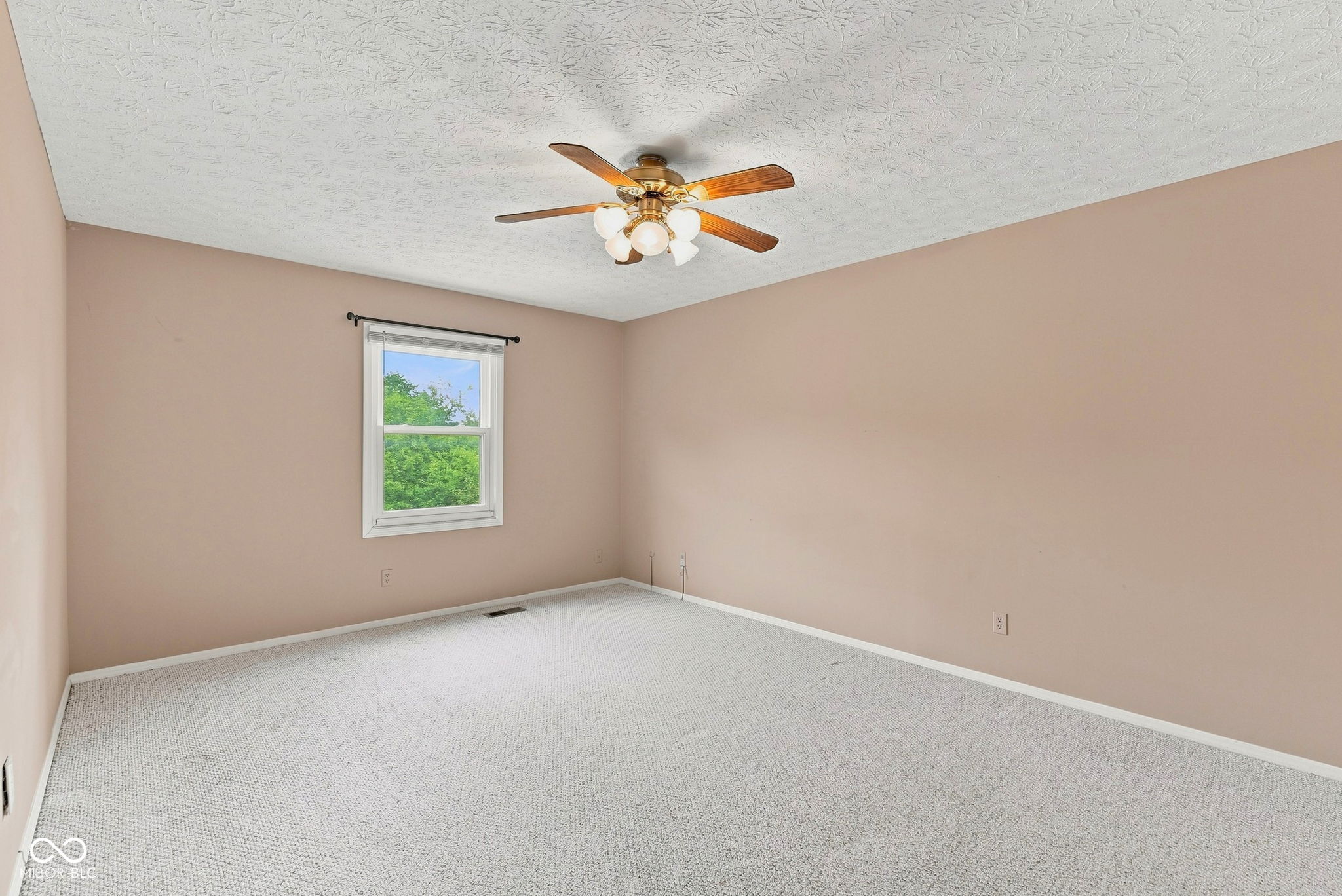 7455 Prairie Lake Drive