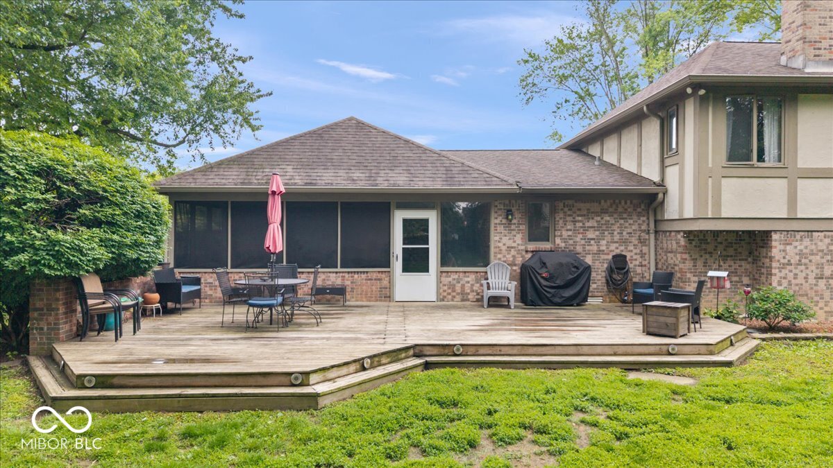 7018 Creekwood Estates